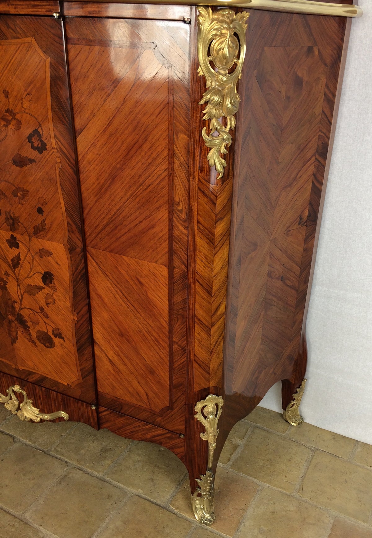 French 19th Century Louis XV Style Marquetry Cabinet manner of Paul Sormani — detail 11