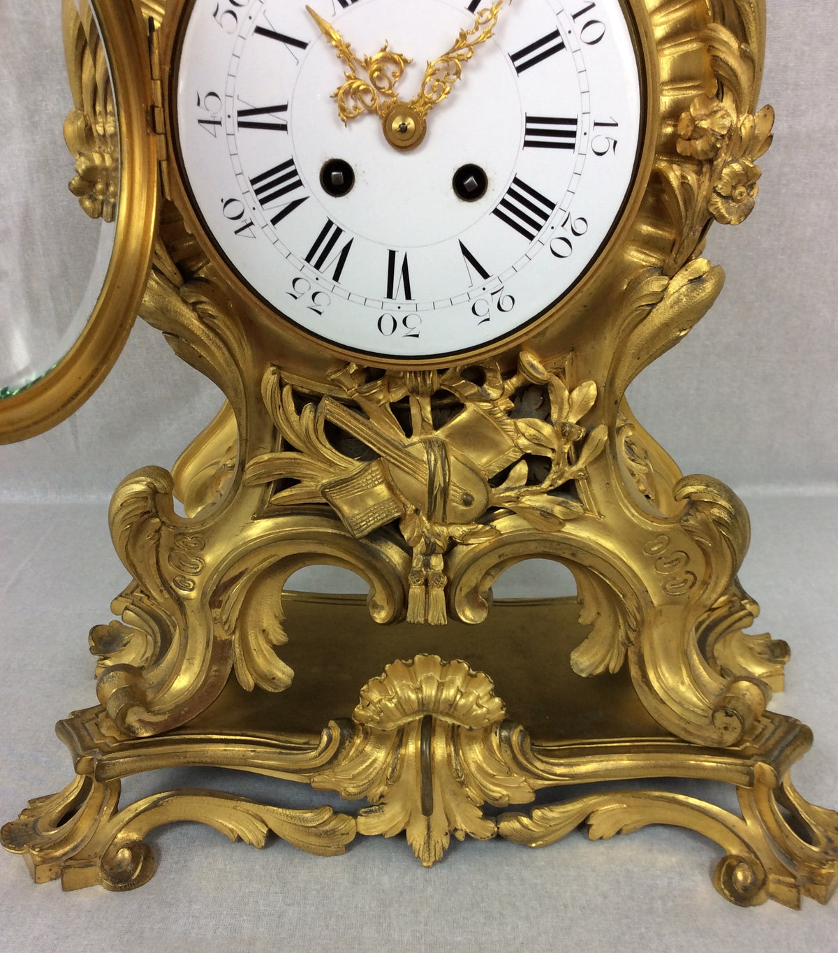 French Rococo Ormolu Mantel Clock Set by Samuel Marti — detail 3