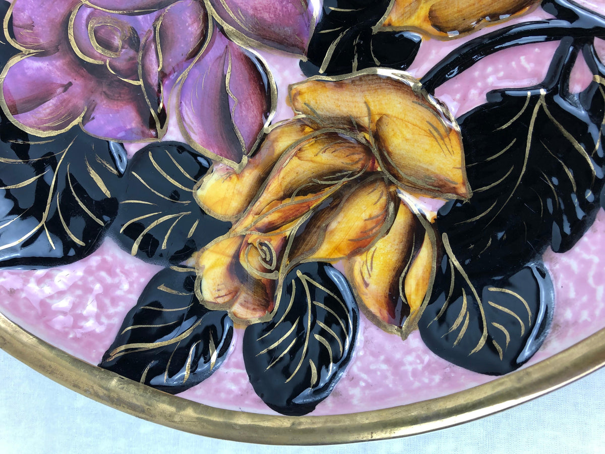Majolica Platter from Vallauris — detail 4