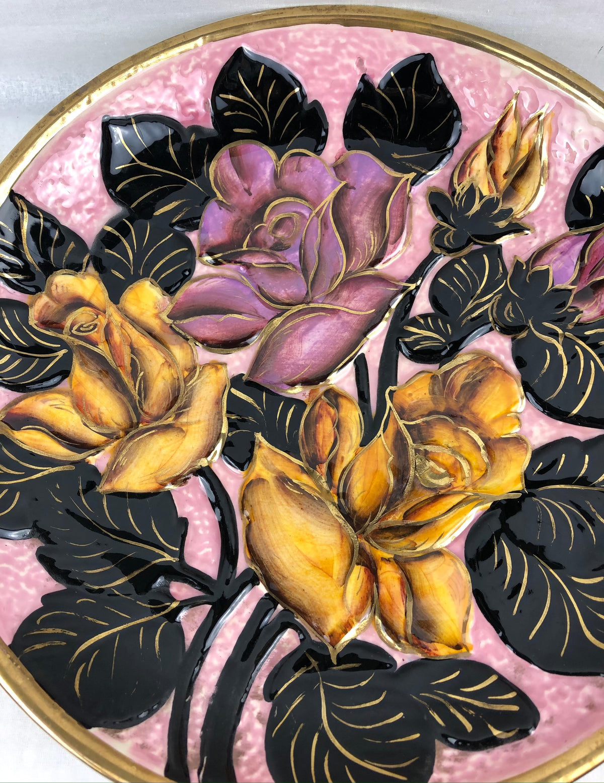 Majolica Platter from Vallauris — detail 5