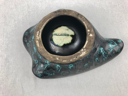 French Midcentury Vallauris Ceramic Key Holder or Vide Poche, Blue Glazed — detail 2