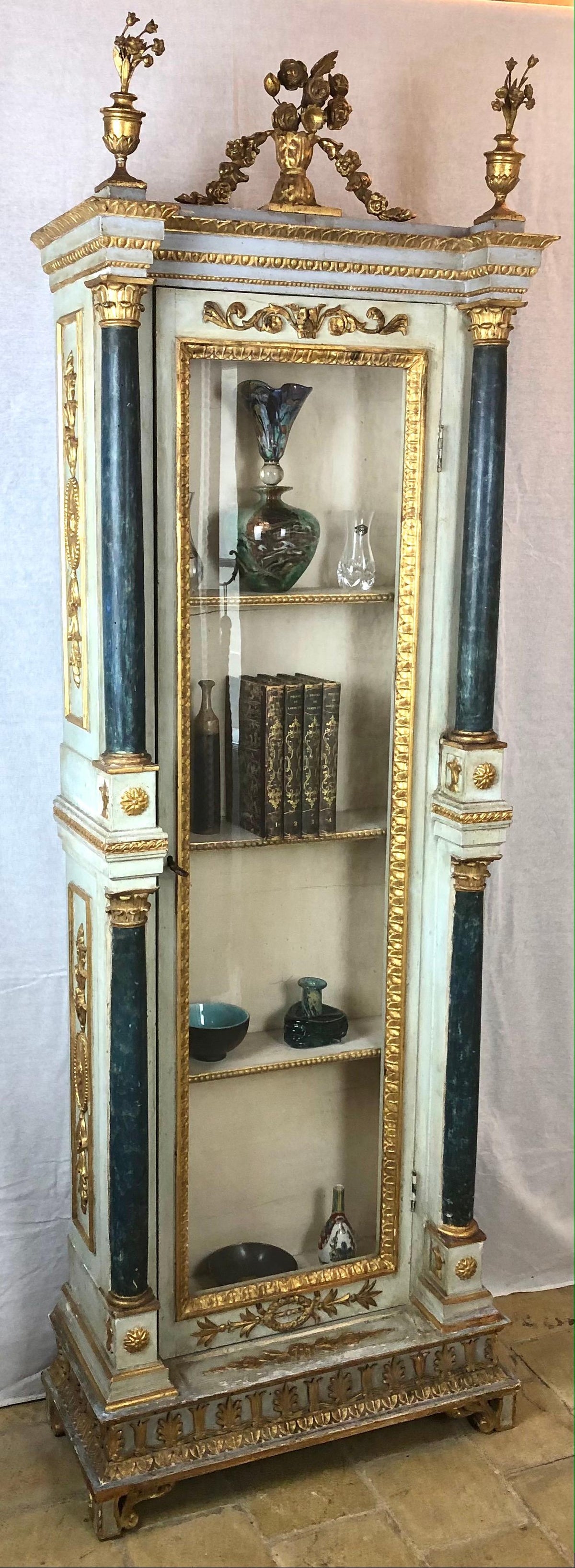Late 18th Century Hand Carved and Painted Gilt Wood Venetian Cabinet — detail 13