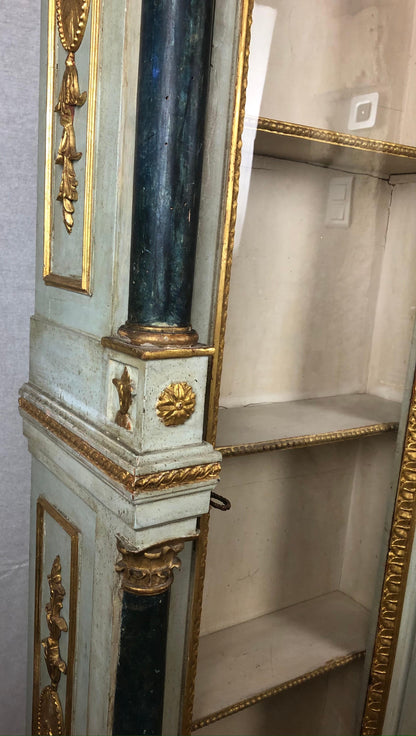 Late 18th Century Hand Carved and Painted Gilt Wood Venetian Cabinet — detail 10