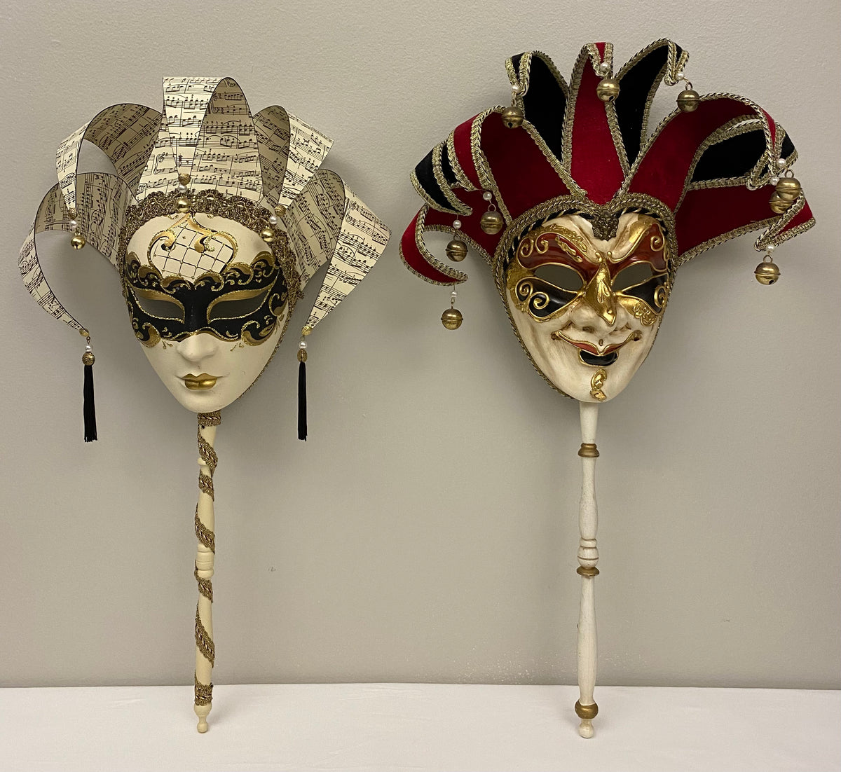 Pair of Handcrafted Venetian Jester Masks with Opera Sticks, Commedia dell’Arte Style — detail 5