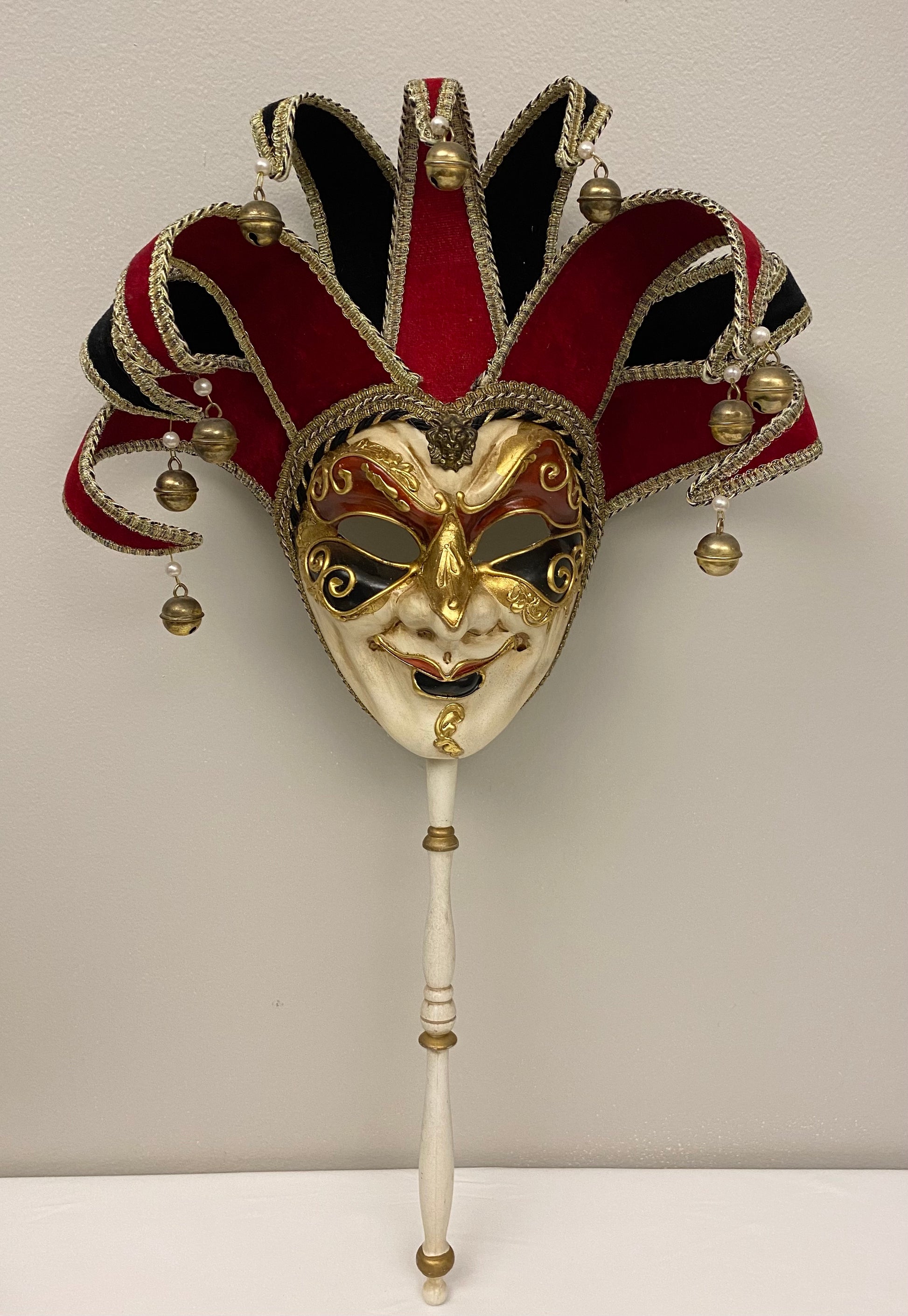 Pair of Handcrafted Venetian Jester Masks with Opera Sticks, Commedia dell’Arte Style — detail 3