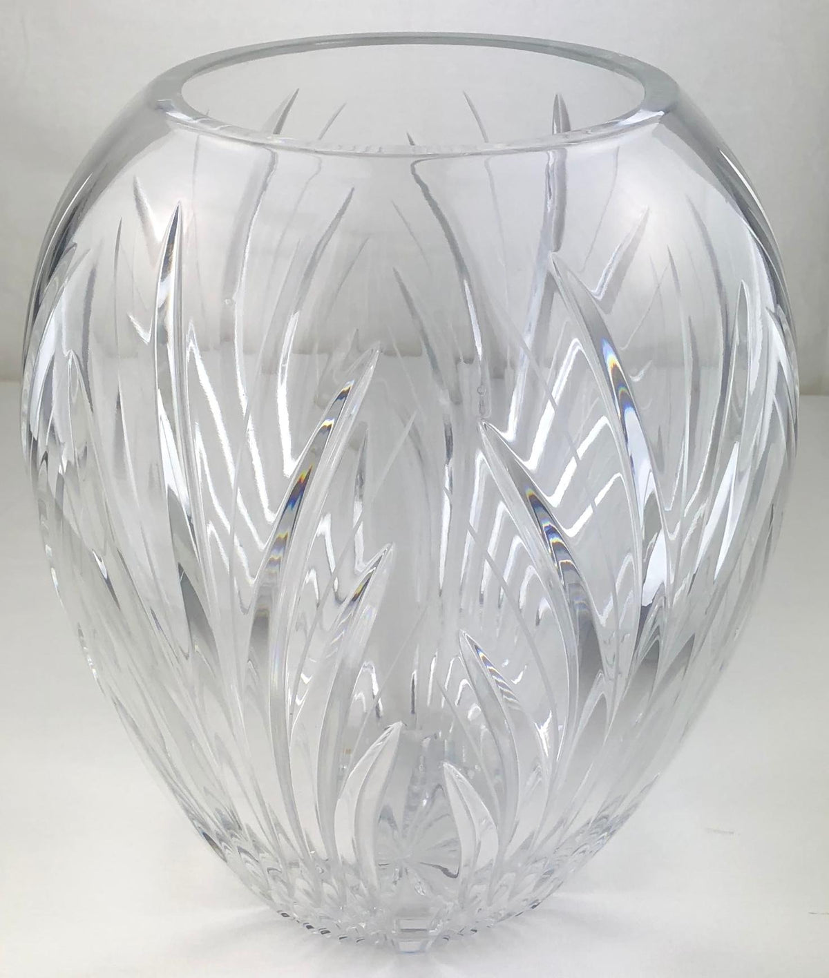 Baccarat Style Hand Cut Crystal Flower Vase — detail 4
