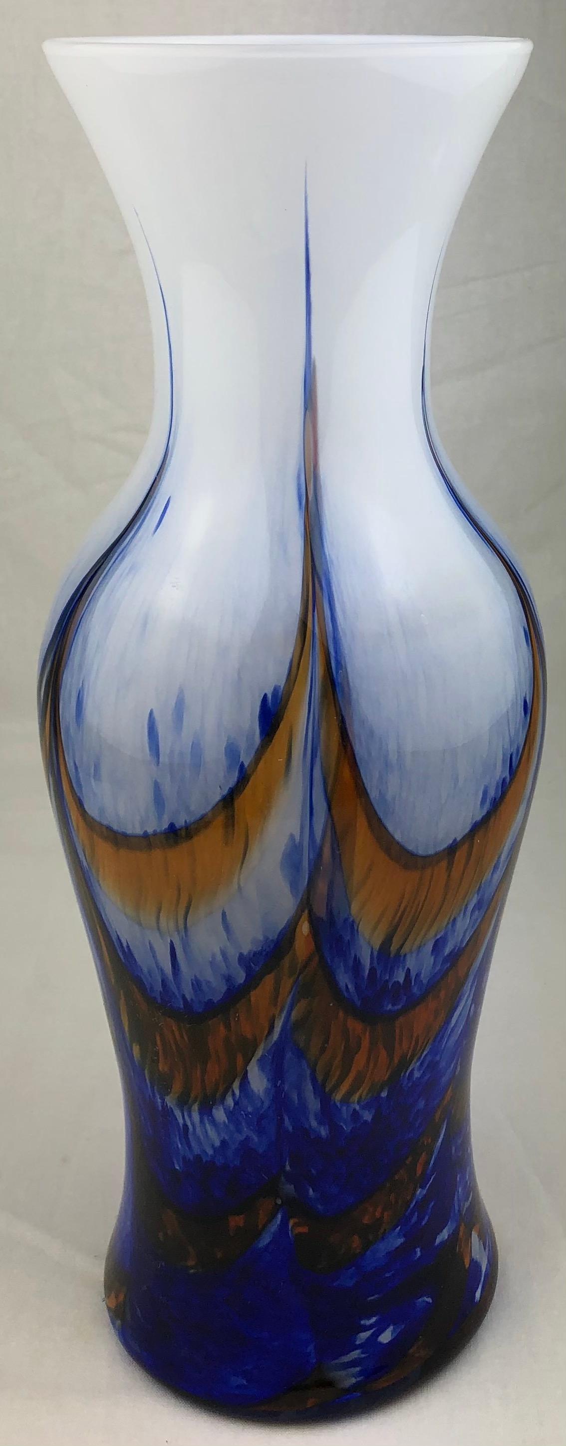 Tall French Mid Century Art Glass Vase Attributed to Schneider Glassworks — detail 4