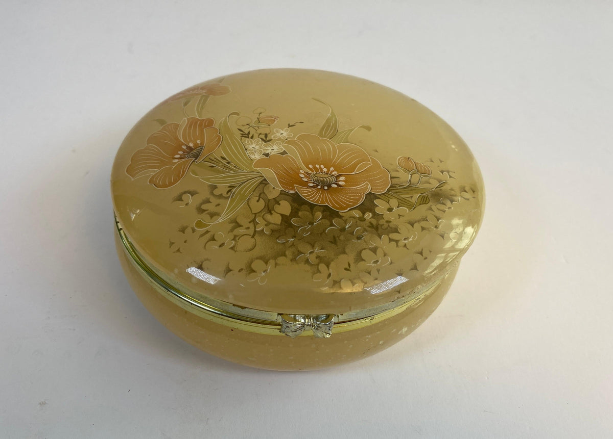 Italian Hand-Carved Alabaster Jewelry Box with Brass Mounts — detail 2