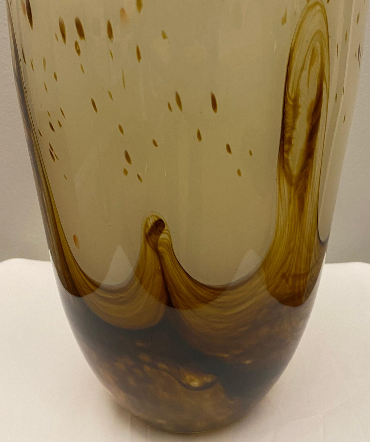 Large Murano Art Glass Vase, Beige & Amber Attrib. to Fratelli Toso — detail 2