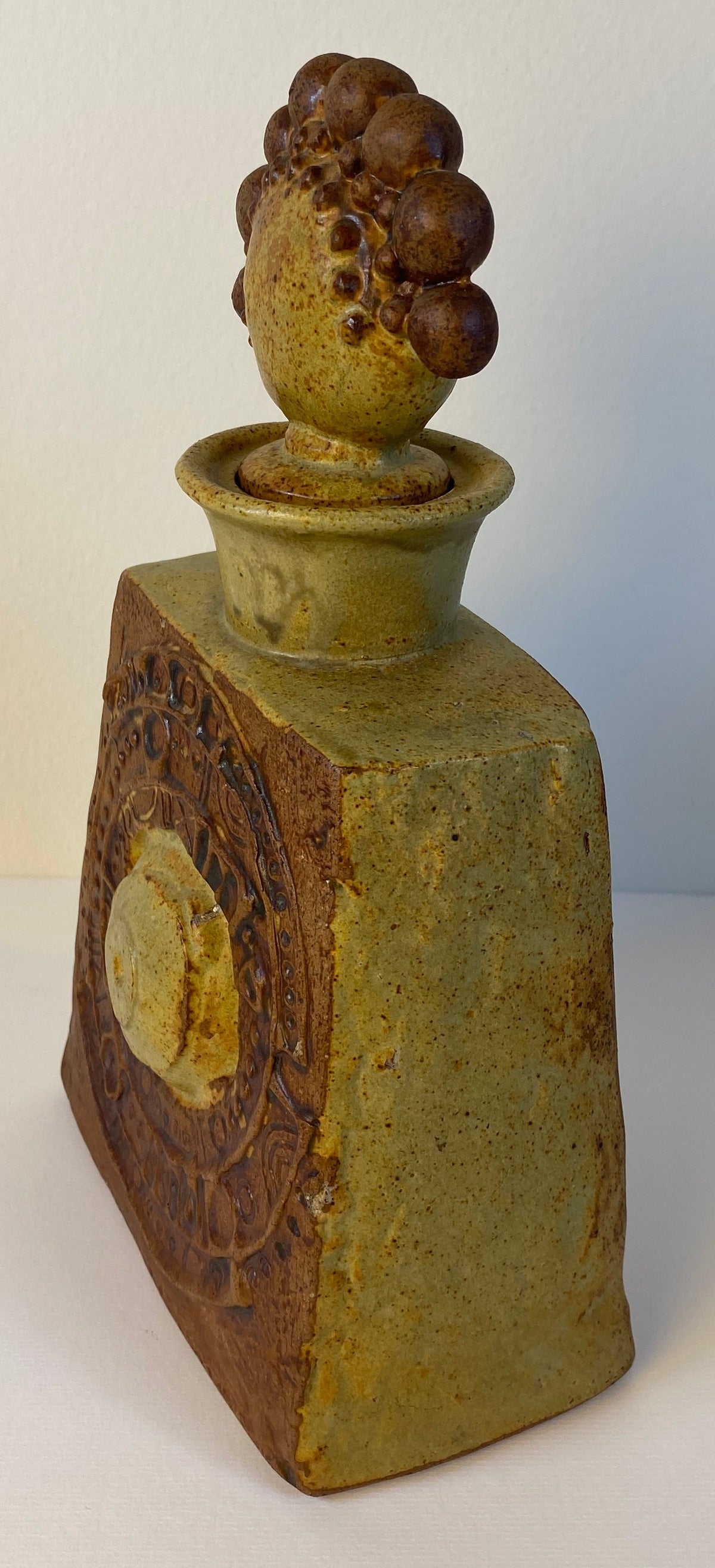 Sculptural Studio Pottery Earthenware Vessel with Organic Figural Stopper — detail 5