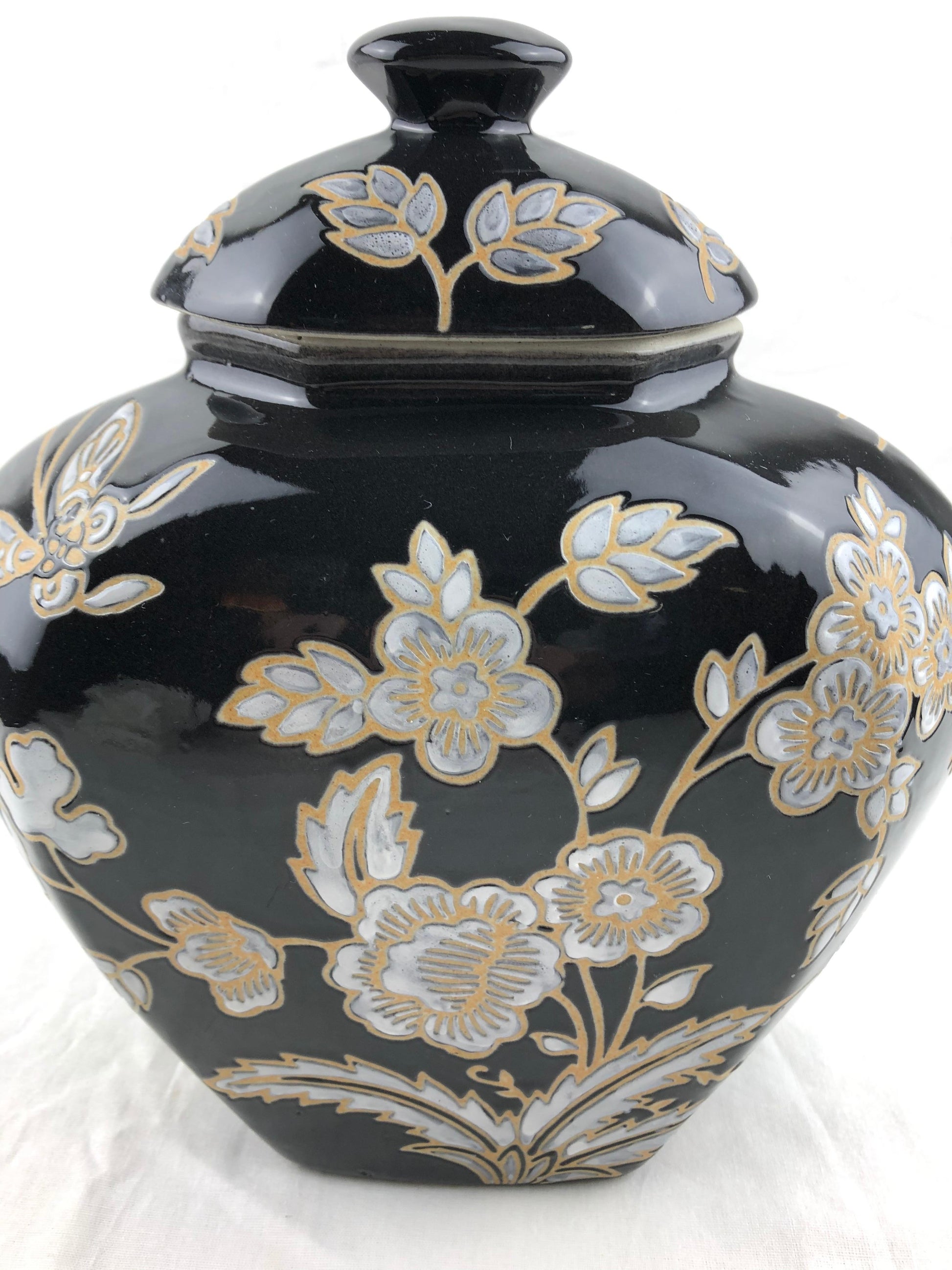 French Black and Antique White Majolica Lidded Jar with Molded Floral Decor — detail 2