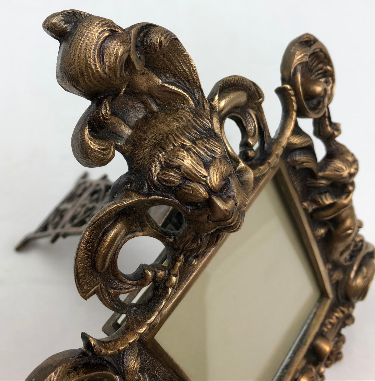 Fine Antique French Neoclassical Louis XV Style Gilt Bronze Picture Frame — detail 4