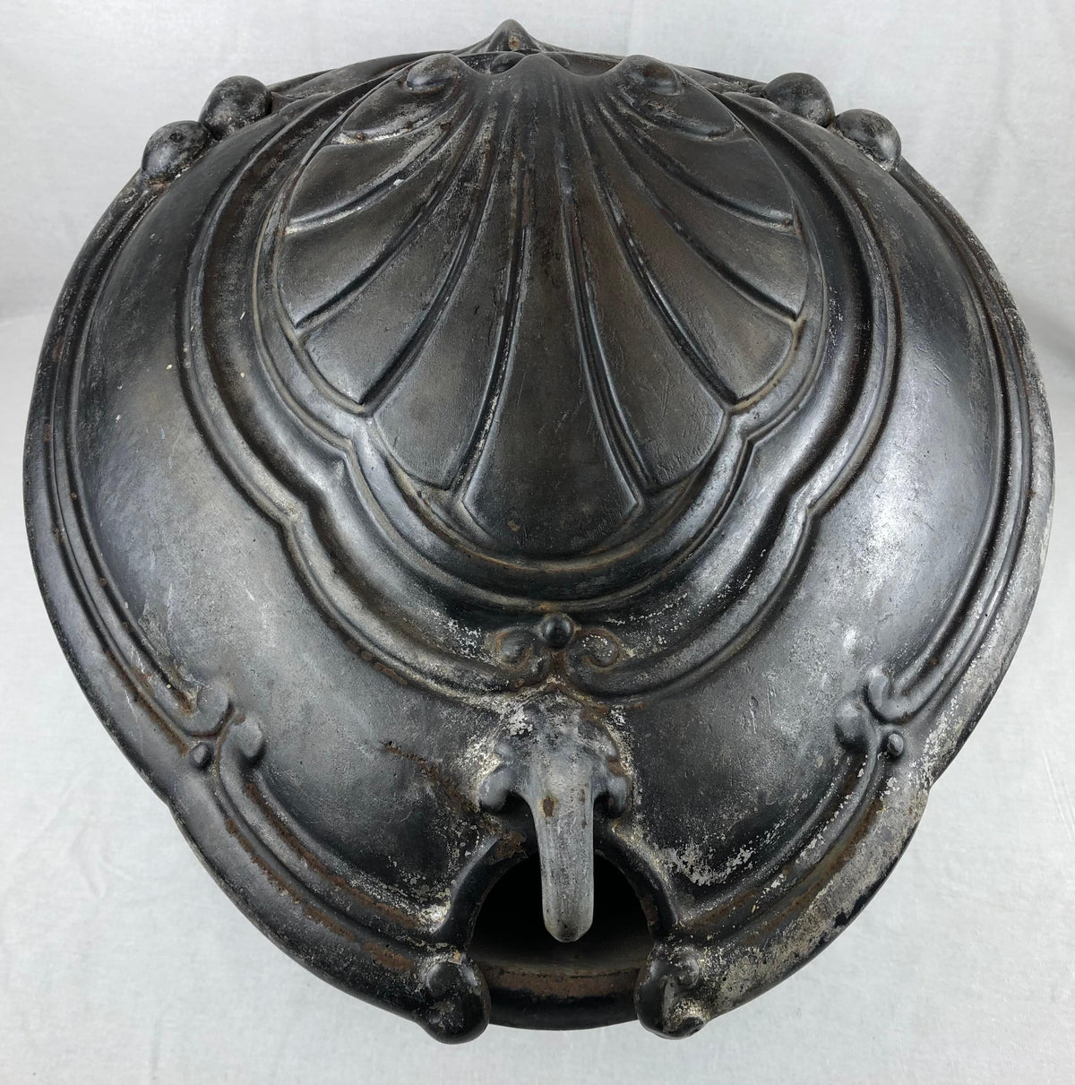19th Century French Ornate Cast Iron Fire Basket in Rococo Style — detail 5