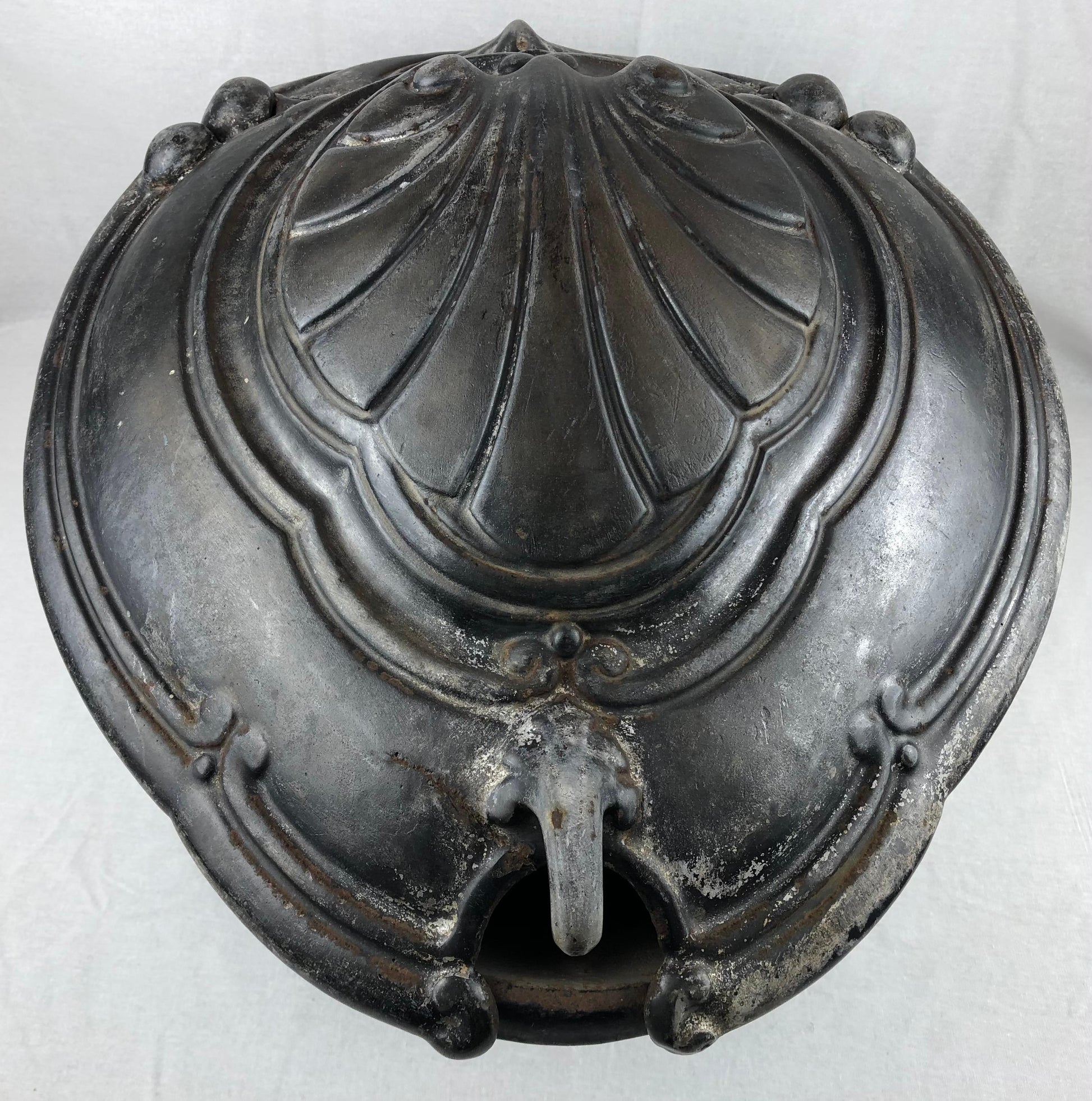 19th Century French Ornate Cast Iron Fire Basket in Rococo Style — detail 5