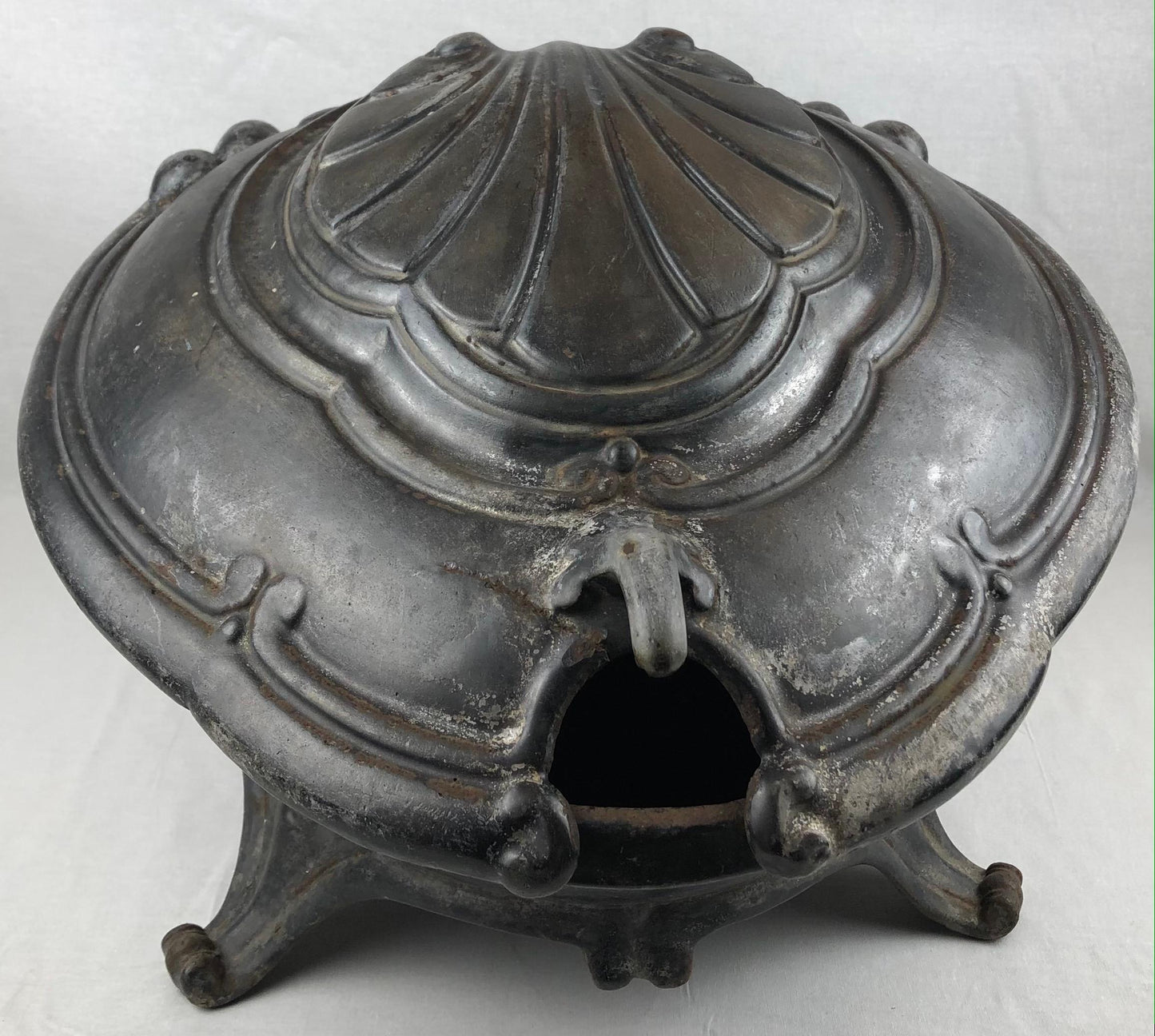 19th Century French Ornate Cast Iron Fire Basket in Rococo Style — detail 6