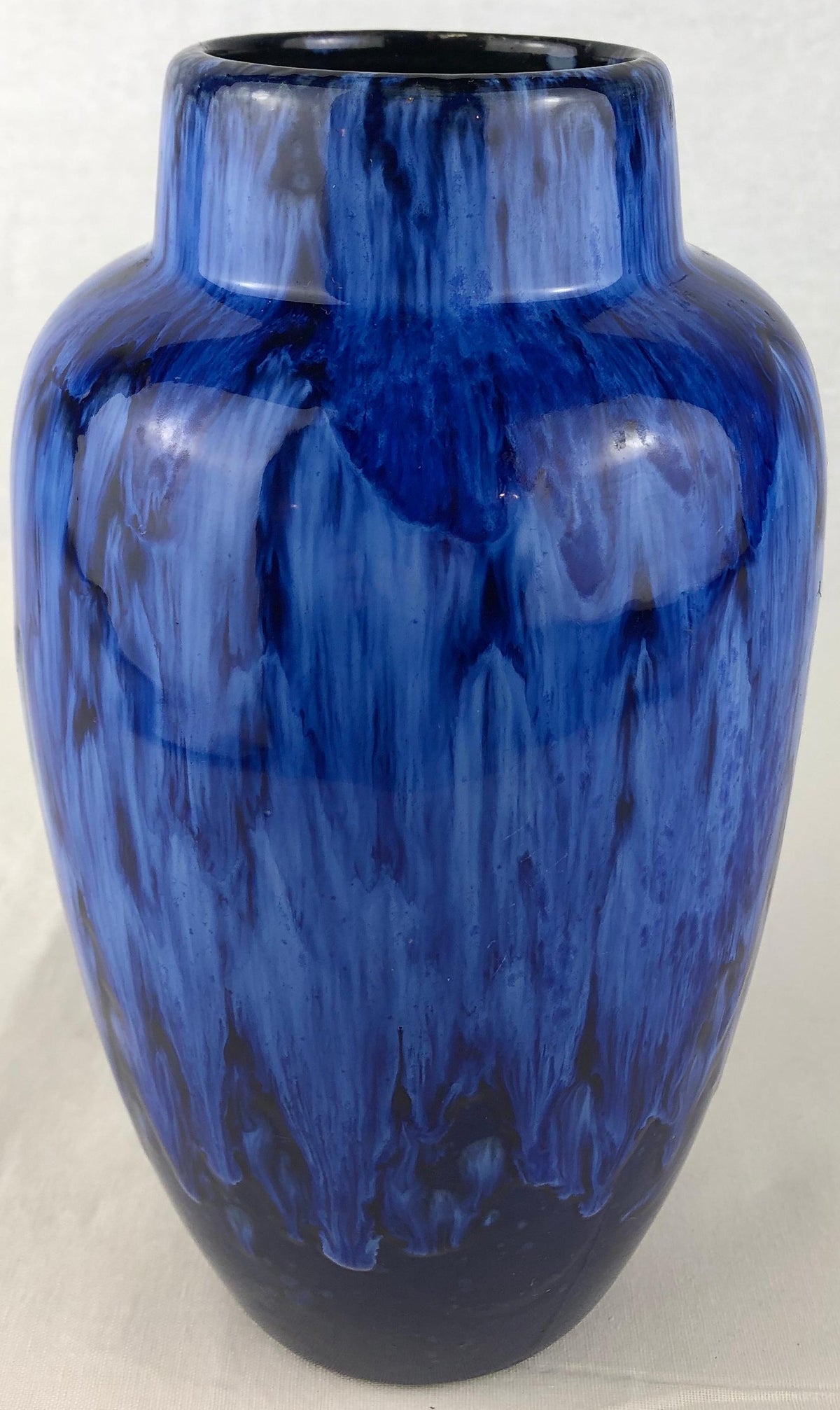 French Midcentury Cobalt Blue Ceramic Vase, Manner of Edmond Lachenal — detail 7