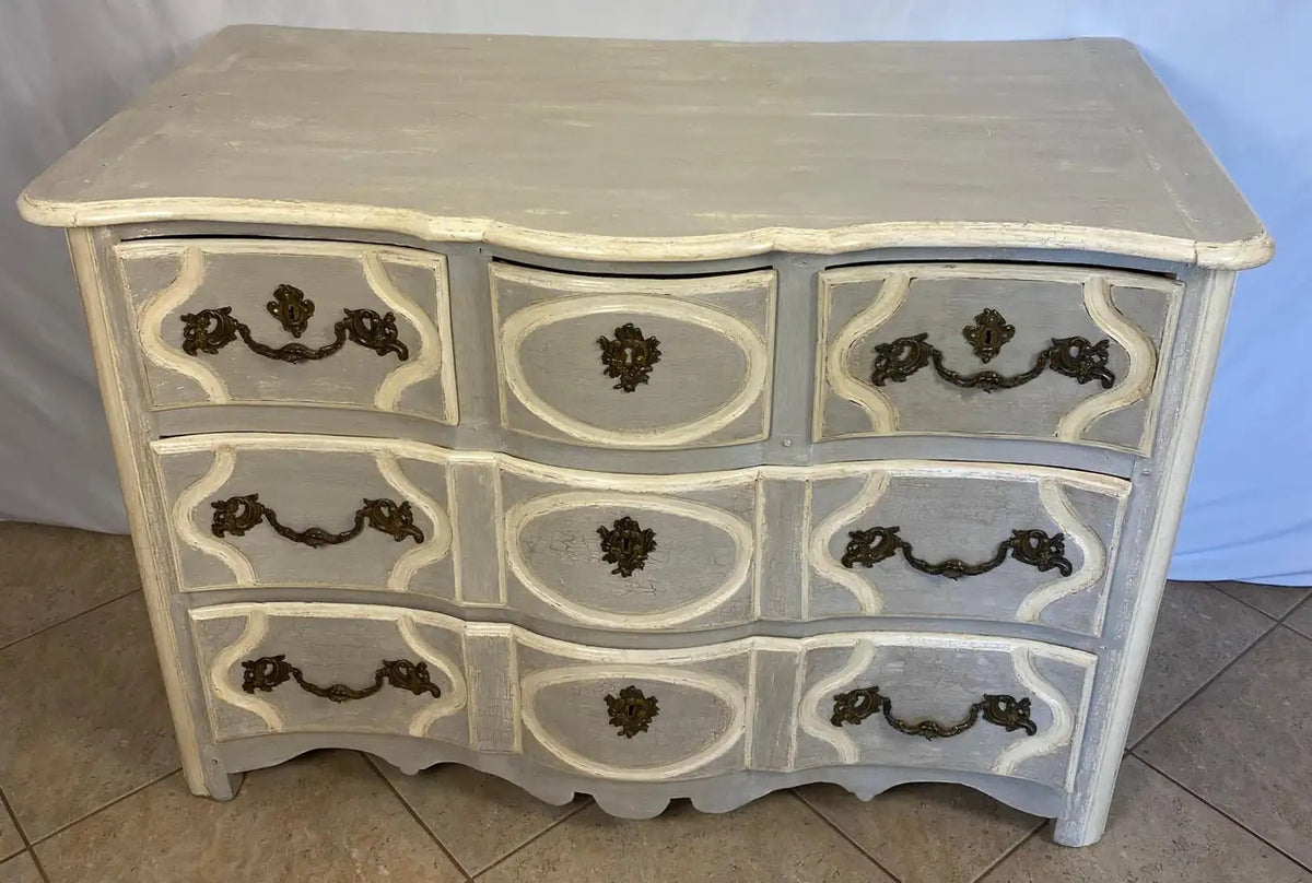 18th Century French Louis XV Commode Gable Painted Blue — detail 9