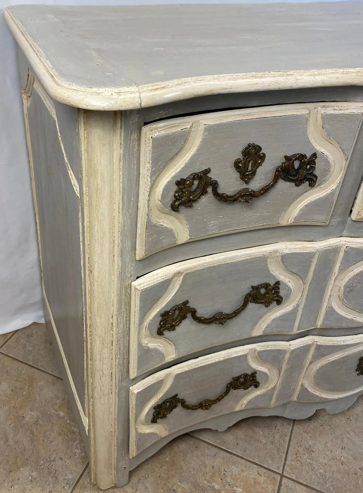 18th Century French Louis XV Commode Gable Painted Blue — detail 7