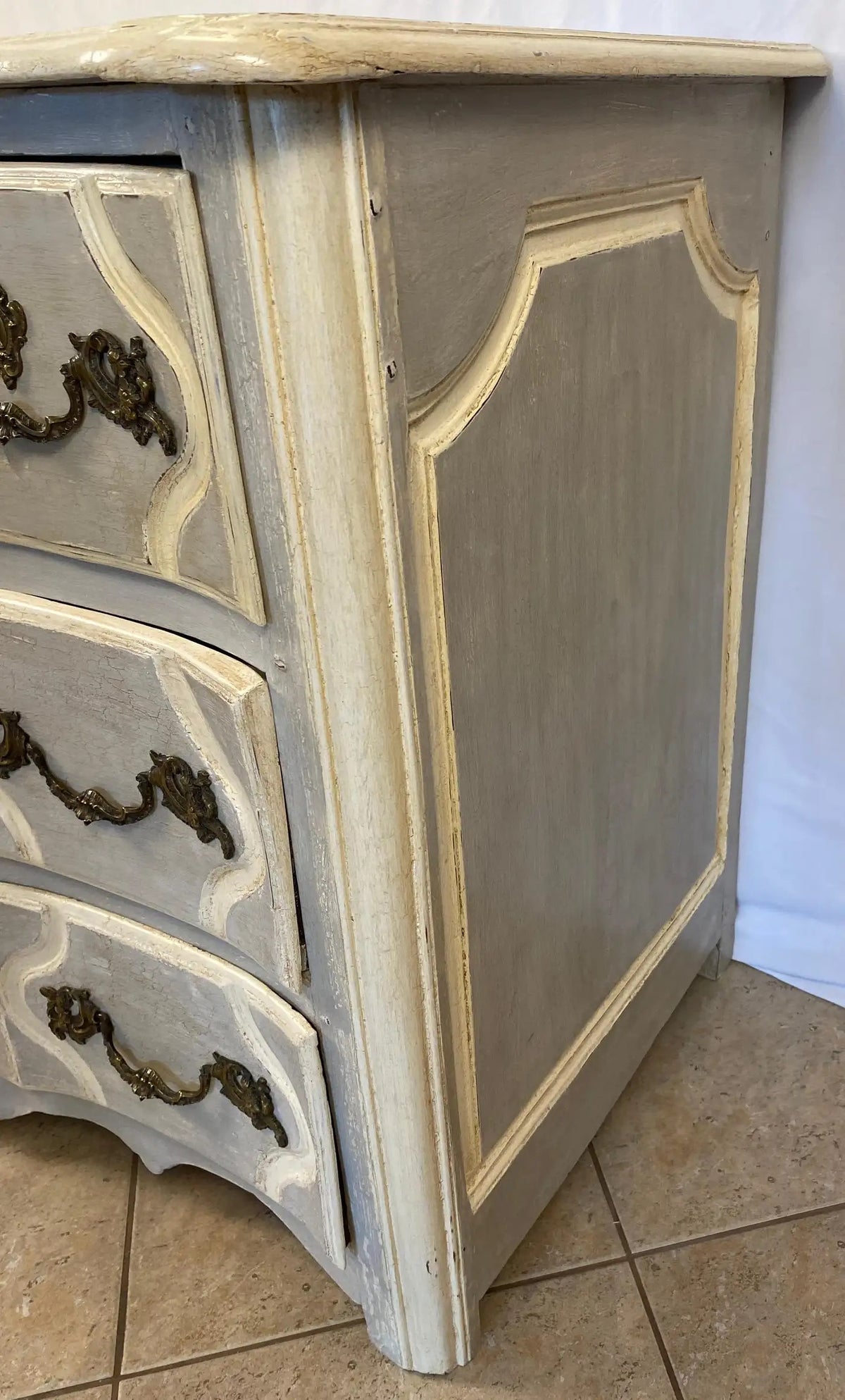 18th Century French Louis XV Commode Gable Painted Blue — detail 4