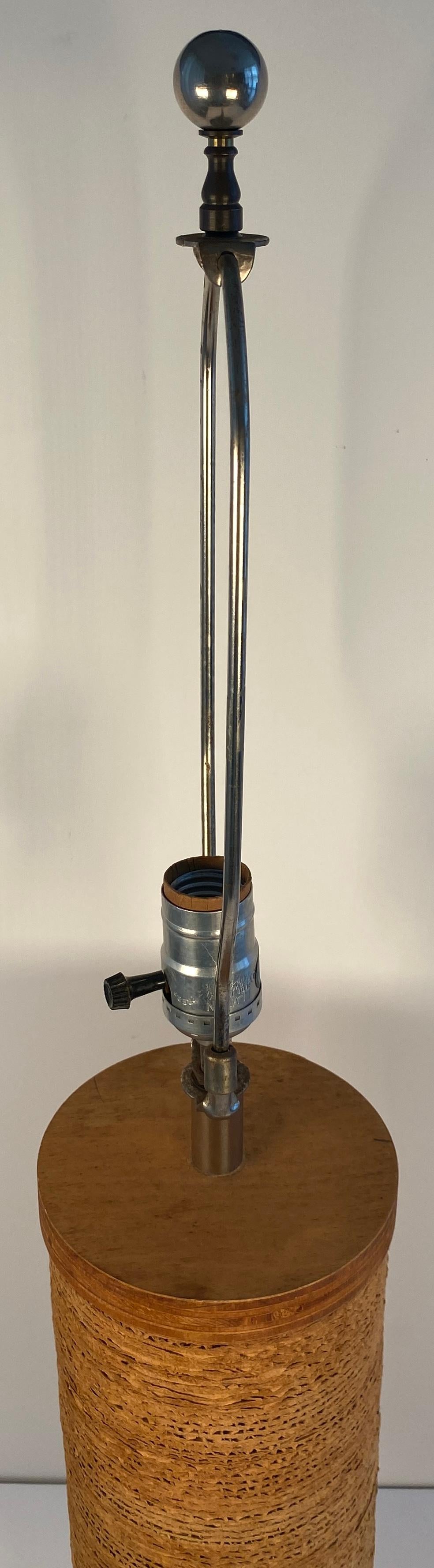 Mid-Century Modern Raffia Wrapped Cylinder Table Lamp, 1970s Natural Woven Grass — detail 3
