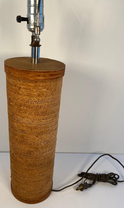 Mid-Century Modern Raffia Wrapped Cylinder Table Lamp, 1970s Natural Woven Grass — detail 4