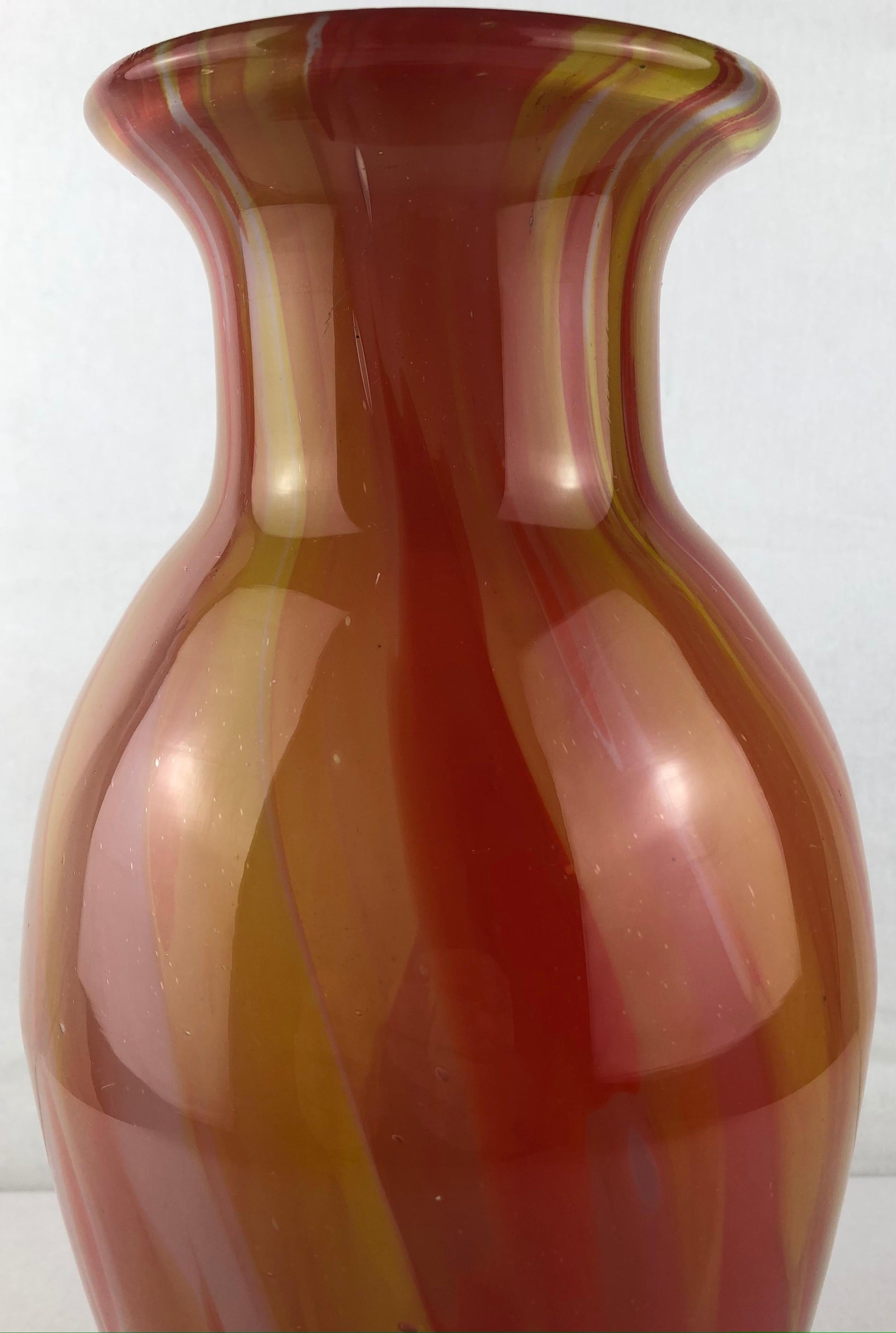 Crystal Flower Vase from M.F. Cristal de Paris France, Circa 1970 — detail 4