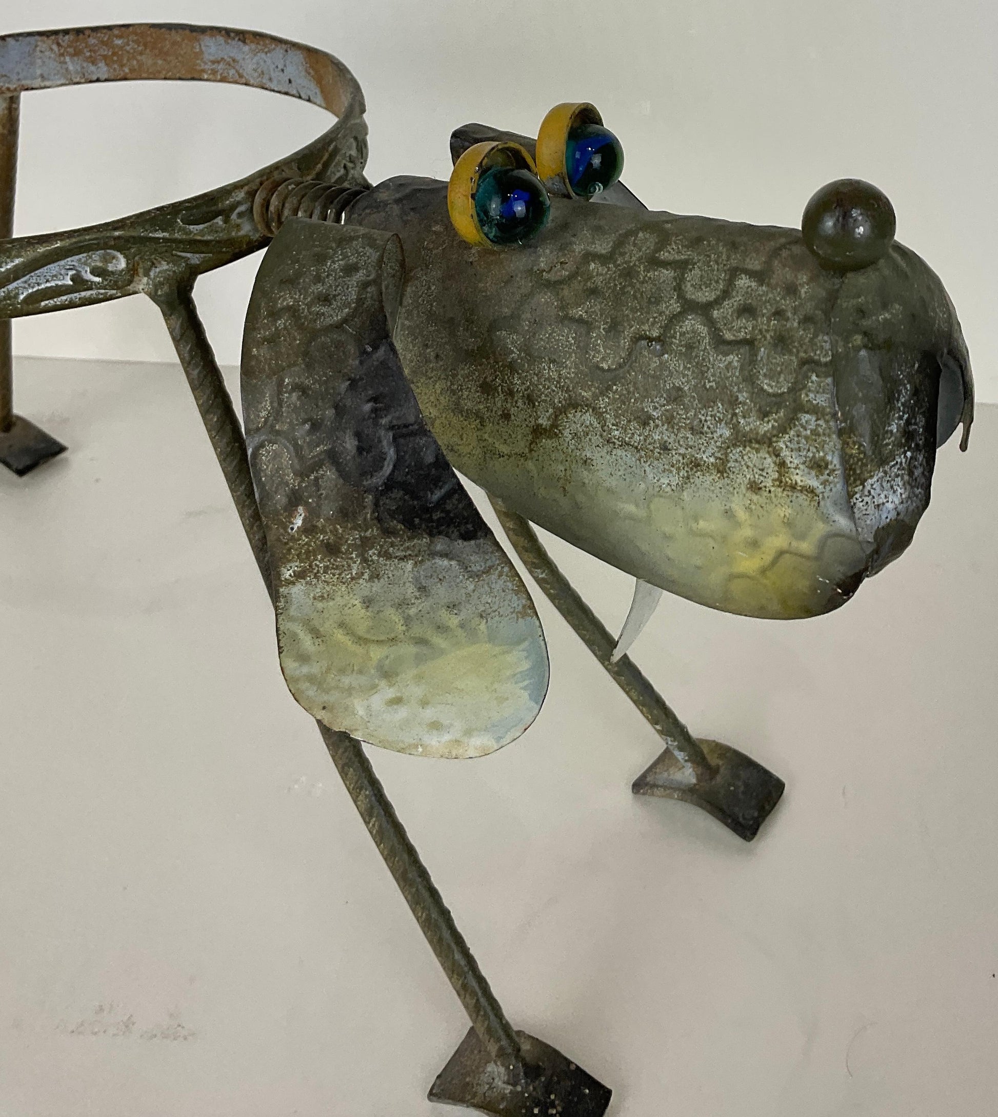 Vintage Outdoor Bobbing Dog Head Metal Planter — detail 4