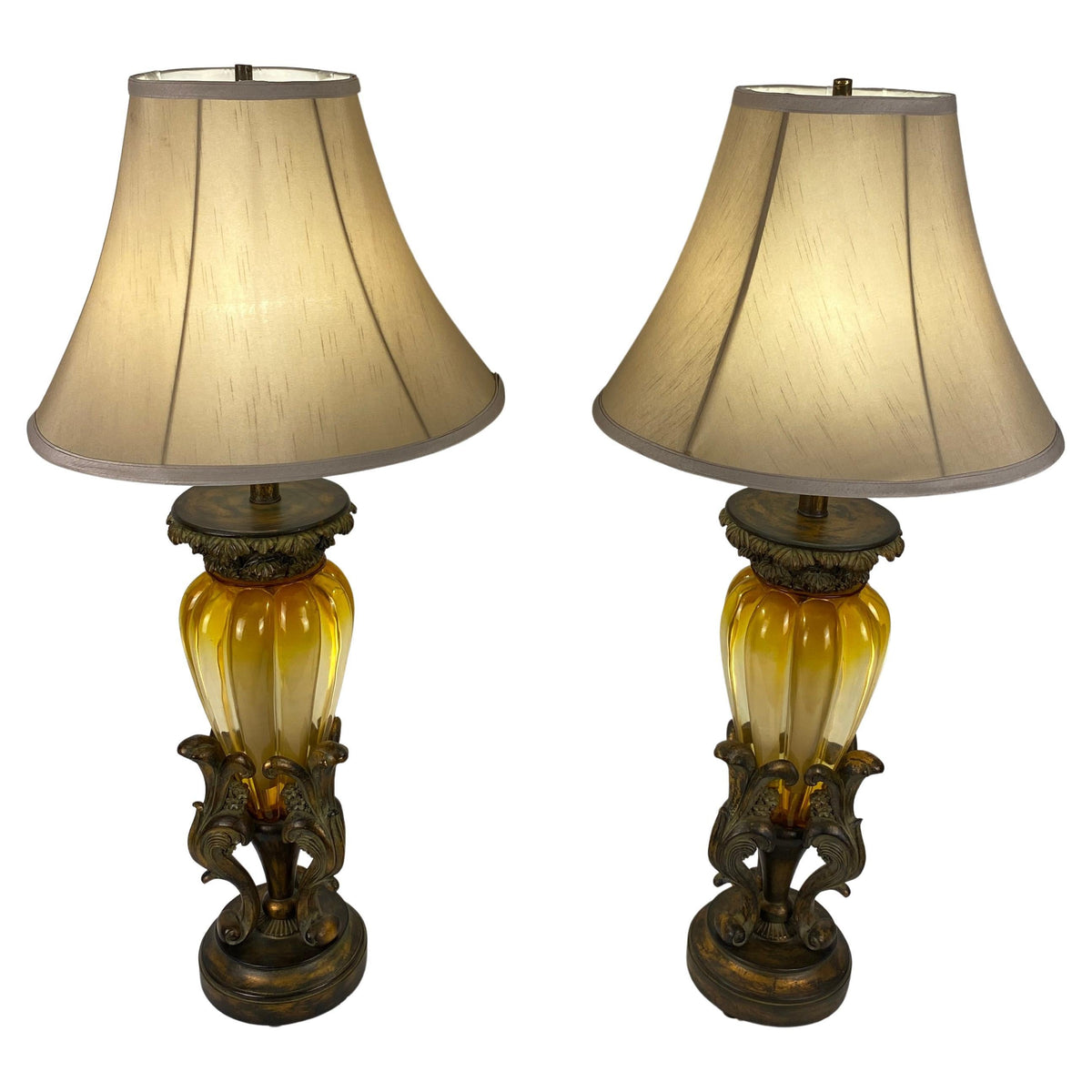 Amber Colored Pair of Mid-Century Glass Table Lamps with Beige Silk Shades
