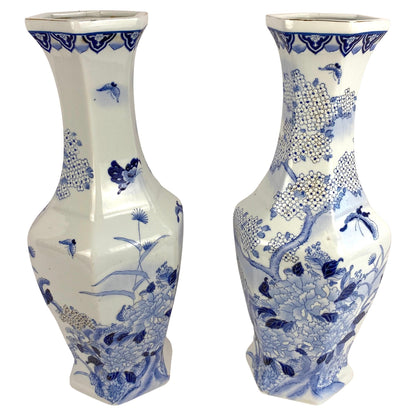 Chinese Blue and White Porcelain Jingdezhen Landscape Vases