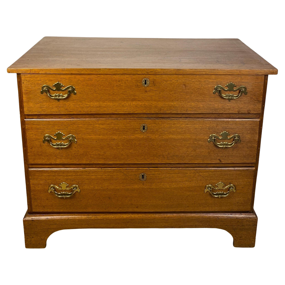 Late 18th Century American Oak Chest of Drawers, Circa 1770