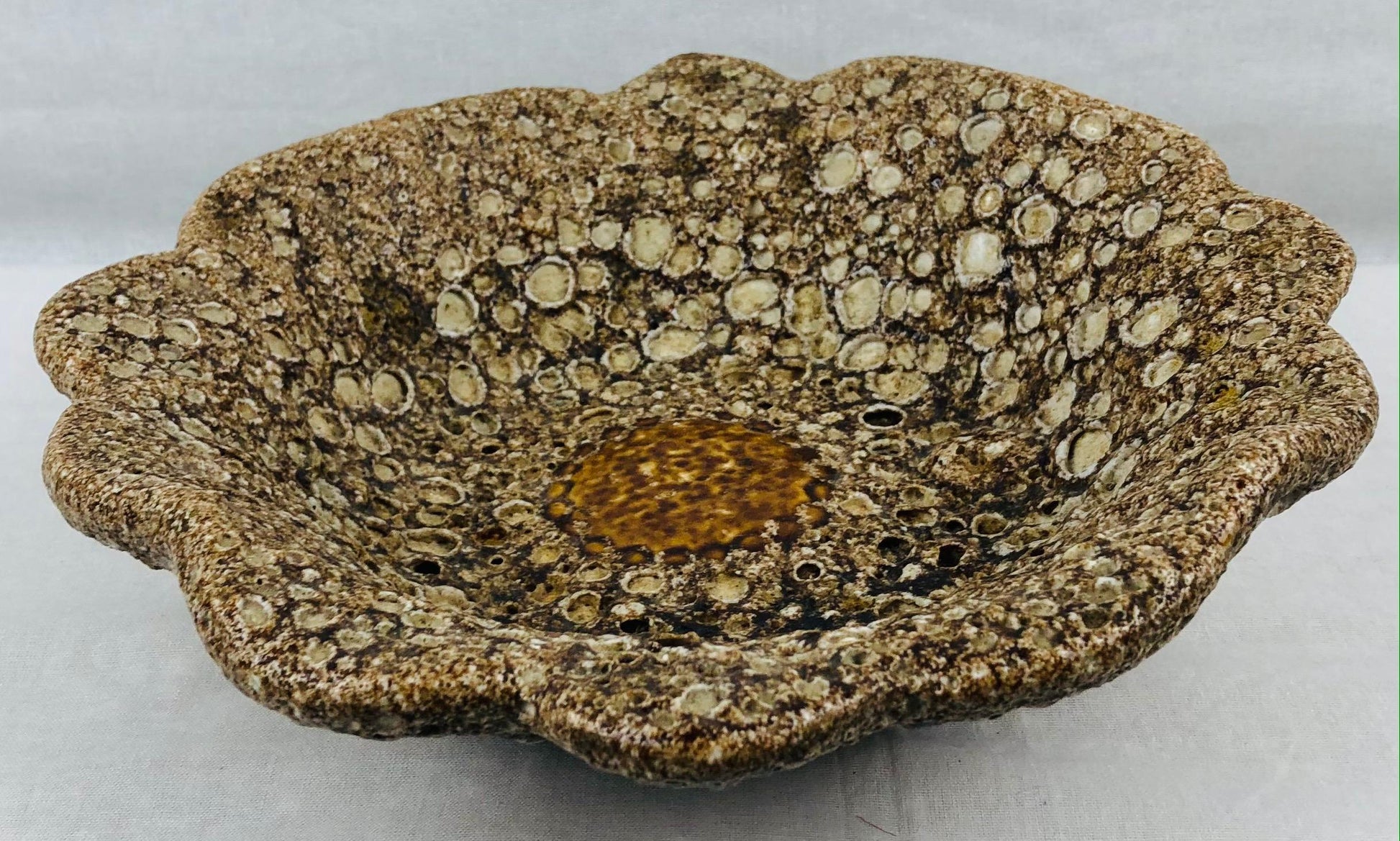 French Midcentury Fat Lava Style Bowl in the Manner of Charles Cart, 1960s — detail 2