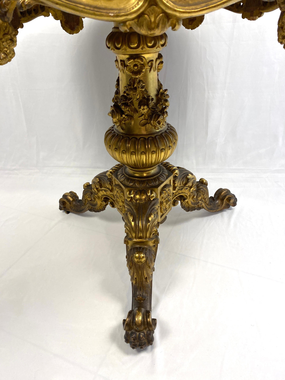 19th Century Louis XV Style Marble & Giltwood Center Table French Gueridon Table — detail 7