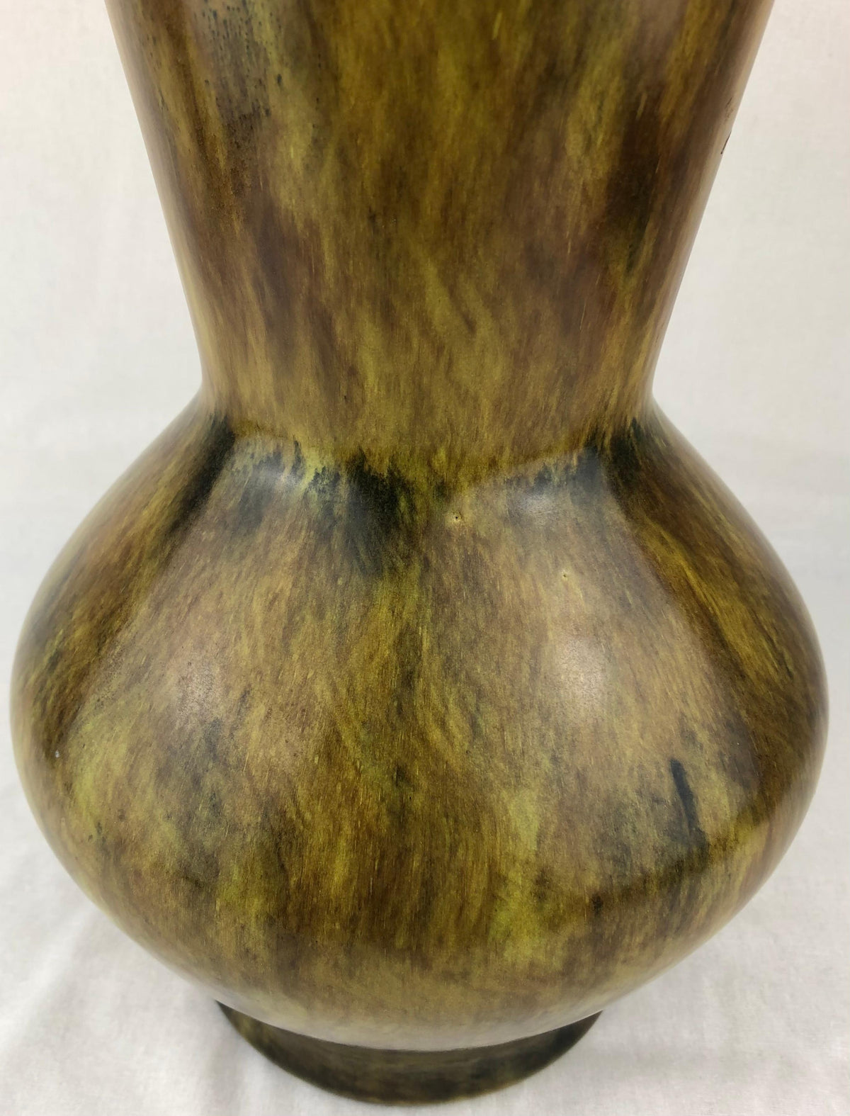 Saint Clement Mid-20th Century Ceramic Vase — detail 5