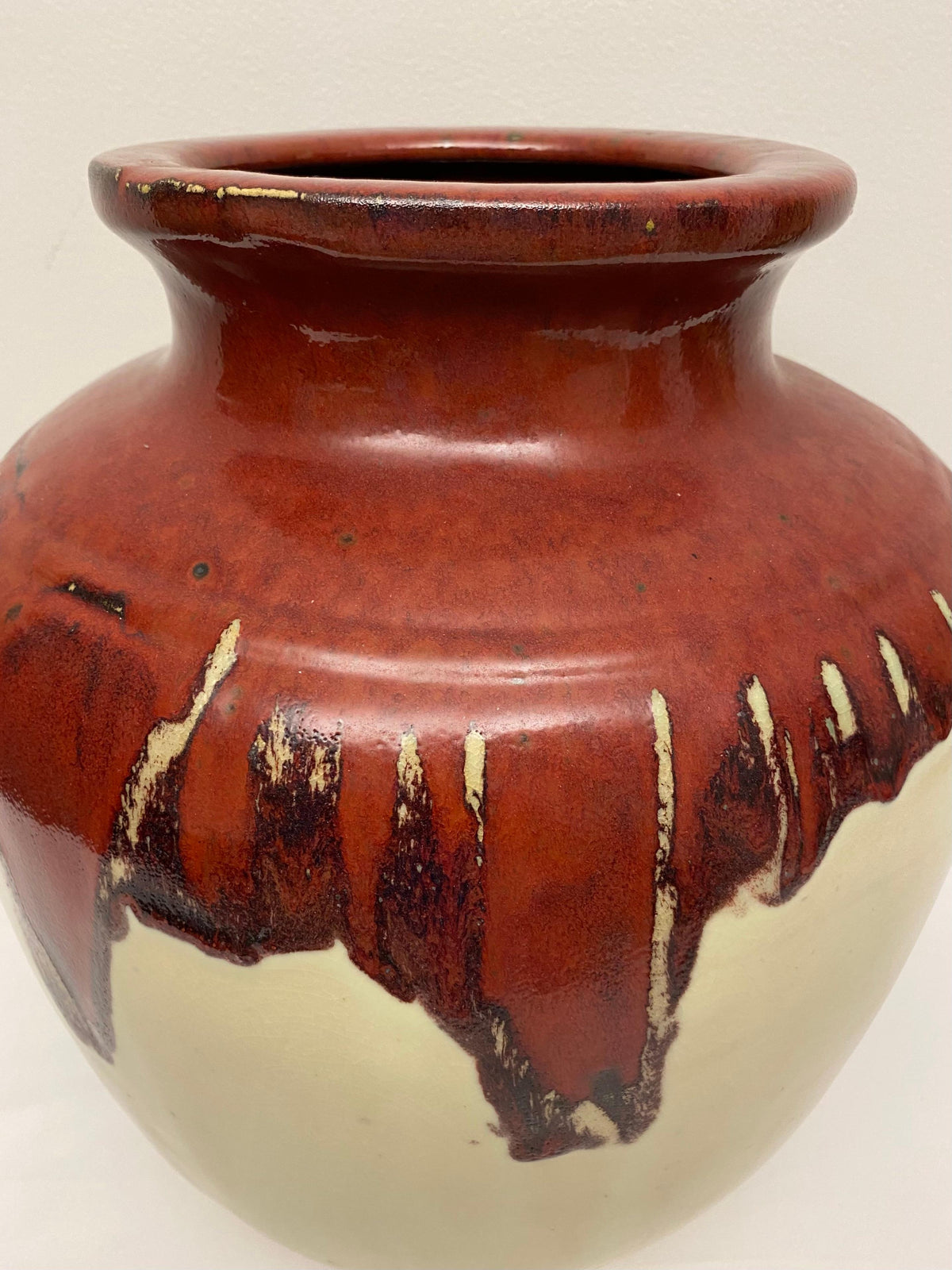 Large Southwest Style Ceramic Pottery Floor Vase or Centerpiece — detail 2