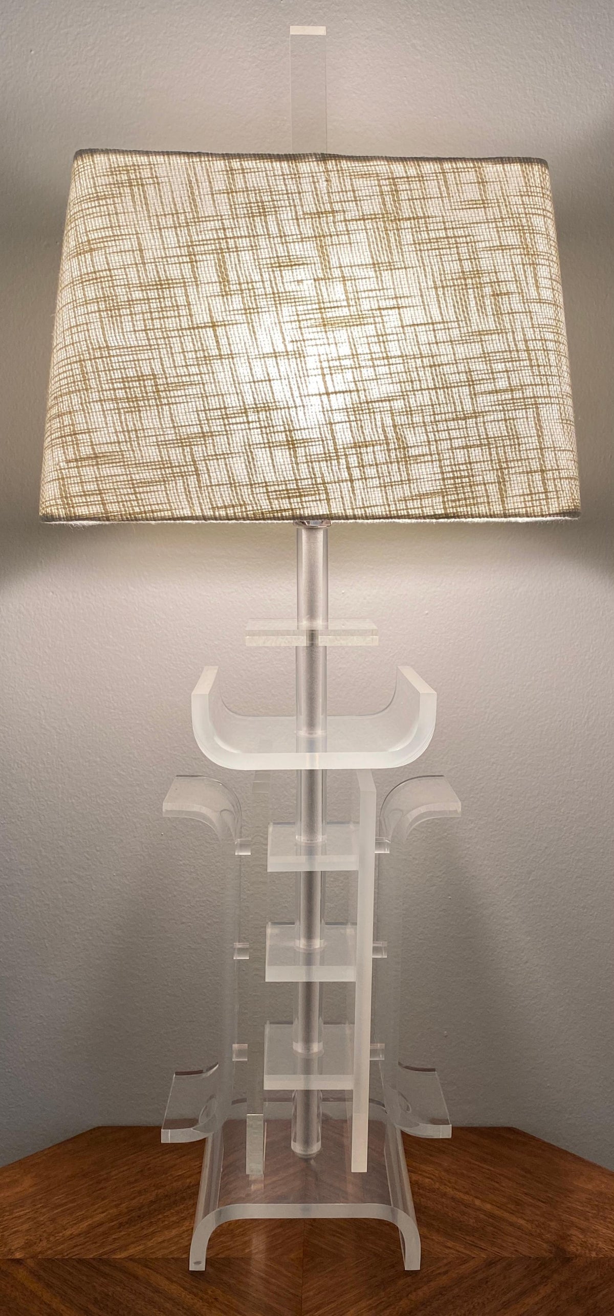Charles Hollis Jones Lucite Table Lamp Japanese Inspired Design — detail 2