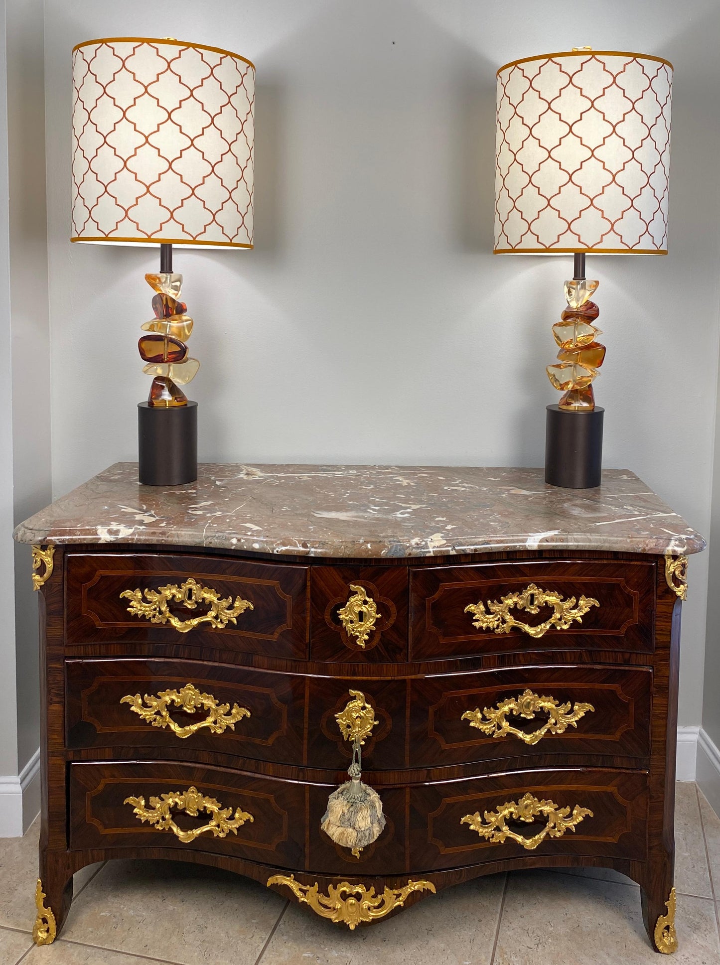 Pair of Mid-Century Sculpted Table Lamps — detail 2