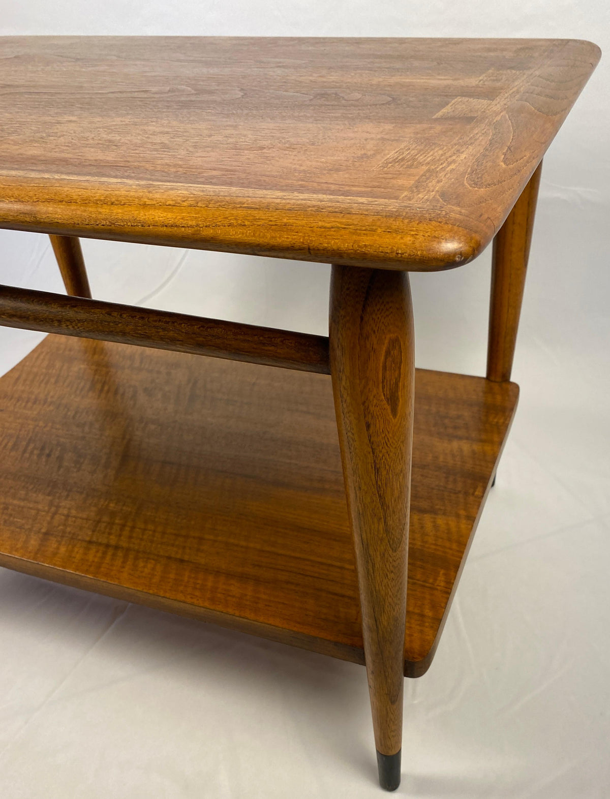 Scandinavian Style Wooden Coffee Table or End Table with Bottom Shelf — detail 5