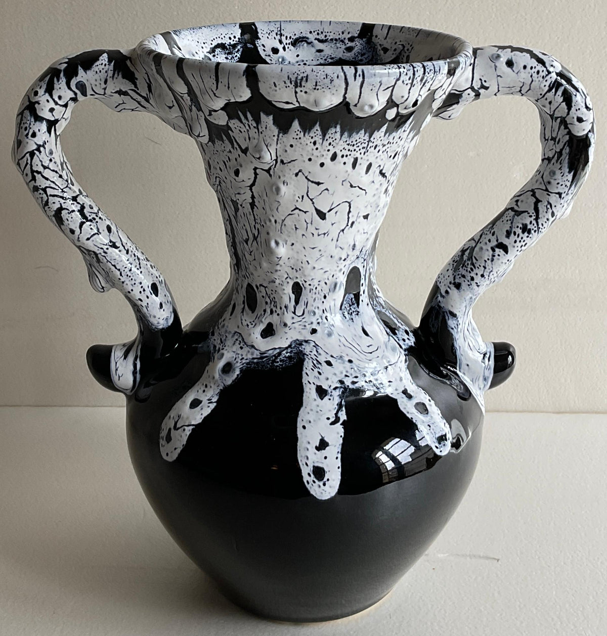 Fat Lava Vase With Handles From Fontaine De Vaucluse France — detail 4