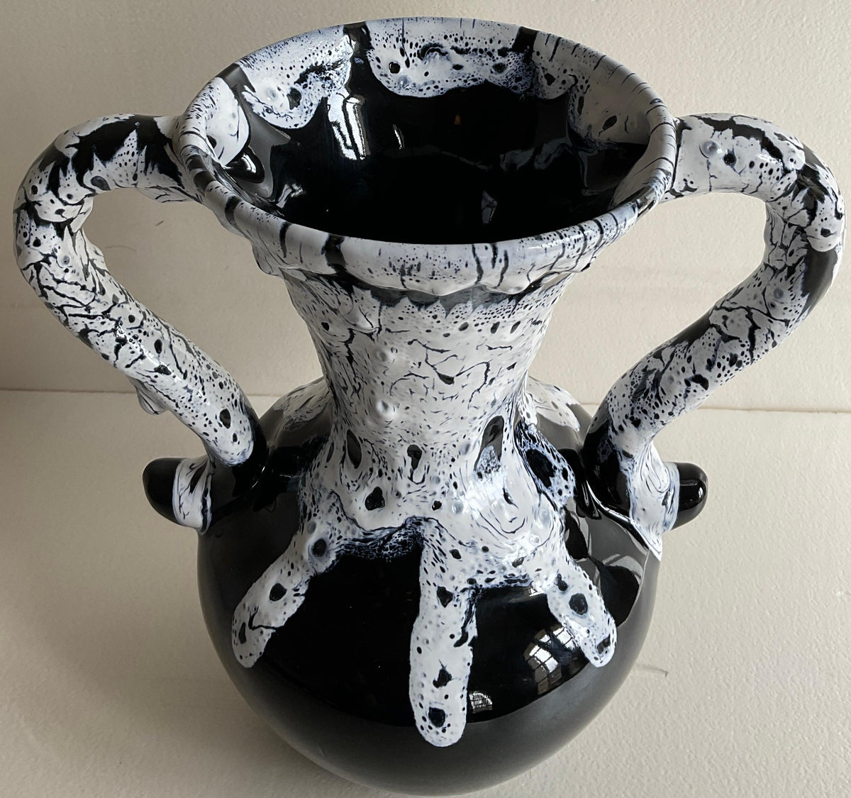 Fat Lava Vase With Handles From Fontaine De Vaucluse France — detail 3