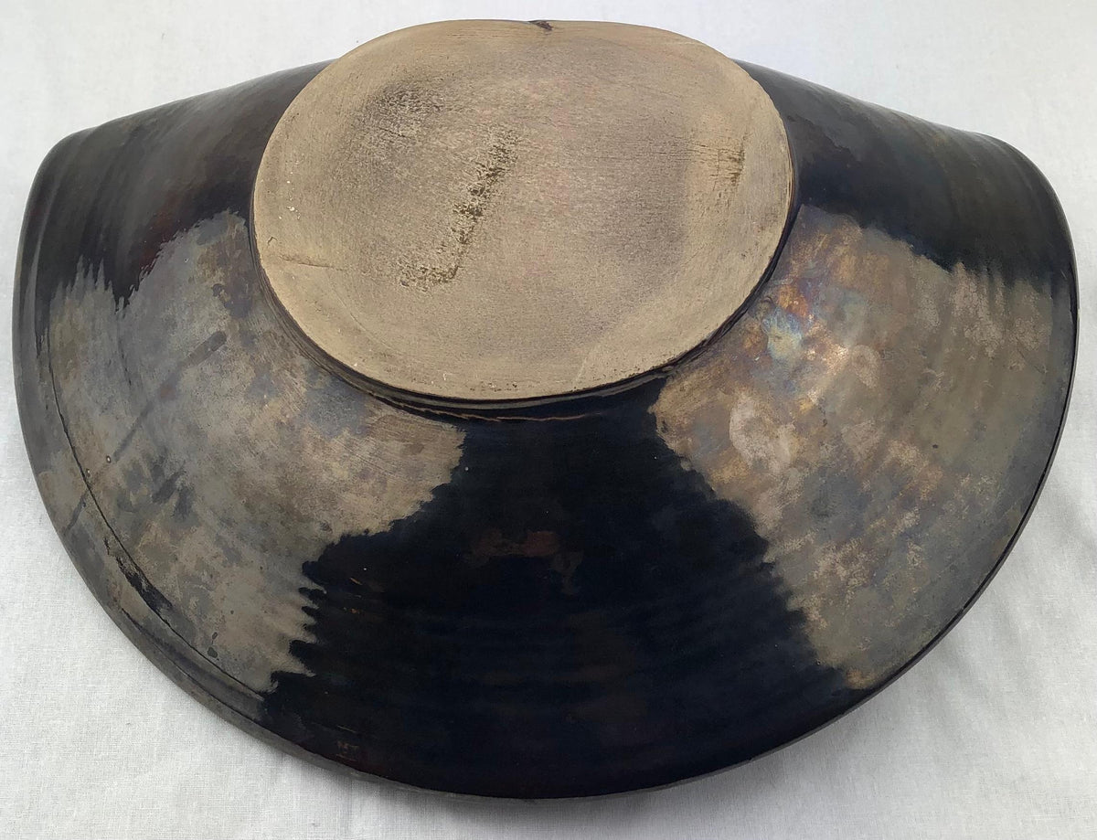 French Sculpted Ceramic Bowl from Vallauris in the manner of Gilbert Valentin — detail 4