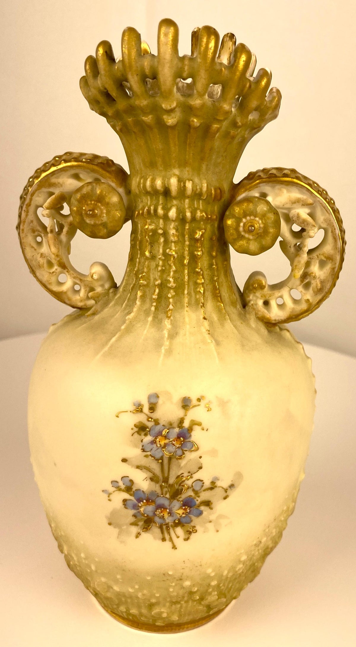 Pair of Royal Worcester Style Hand-Crafted Porcelain Vases Blush Ivory Austrian — detail 3