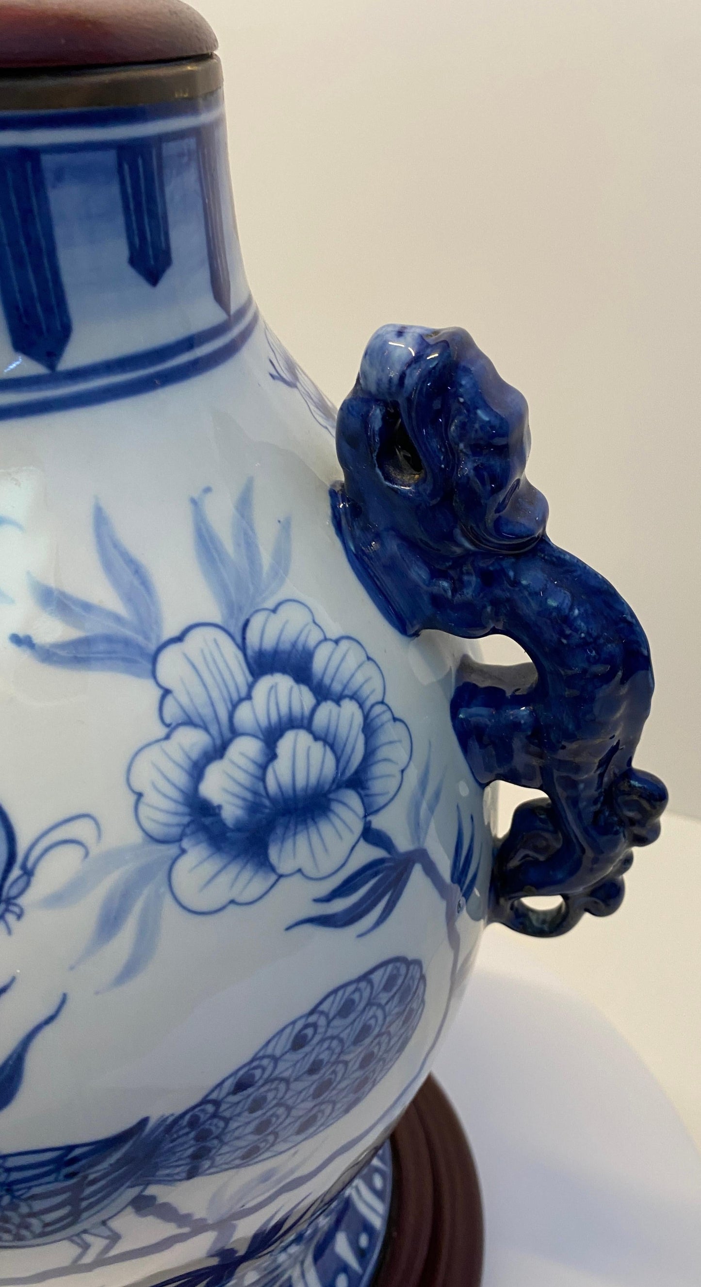 Pair of Blue and White Chinoiserie Porcelain Urn Table Lamps with Peacock Motifs — detail 5