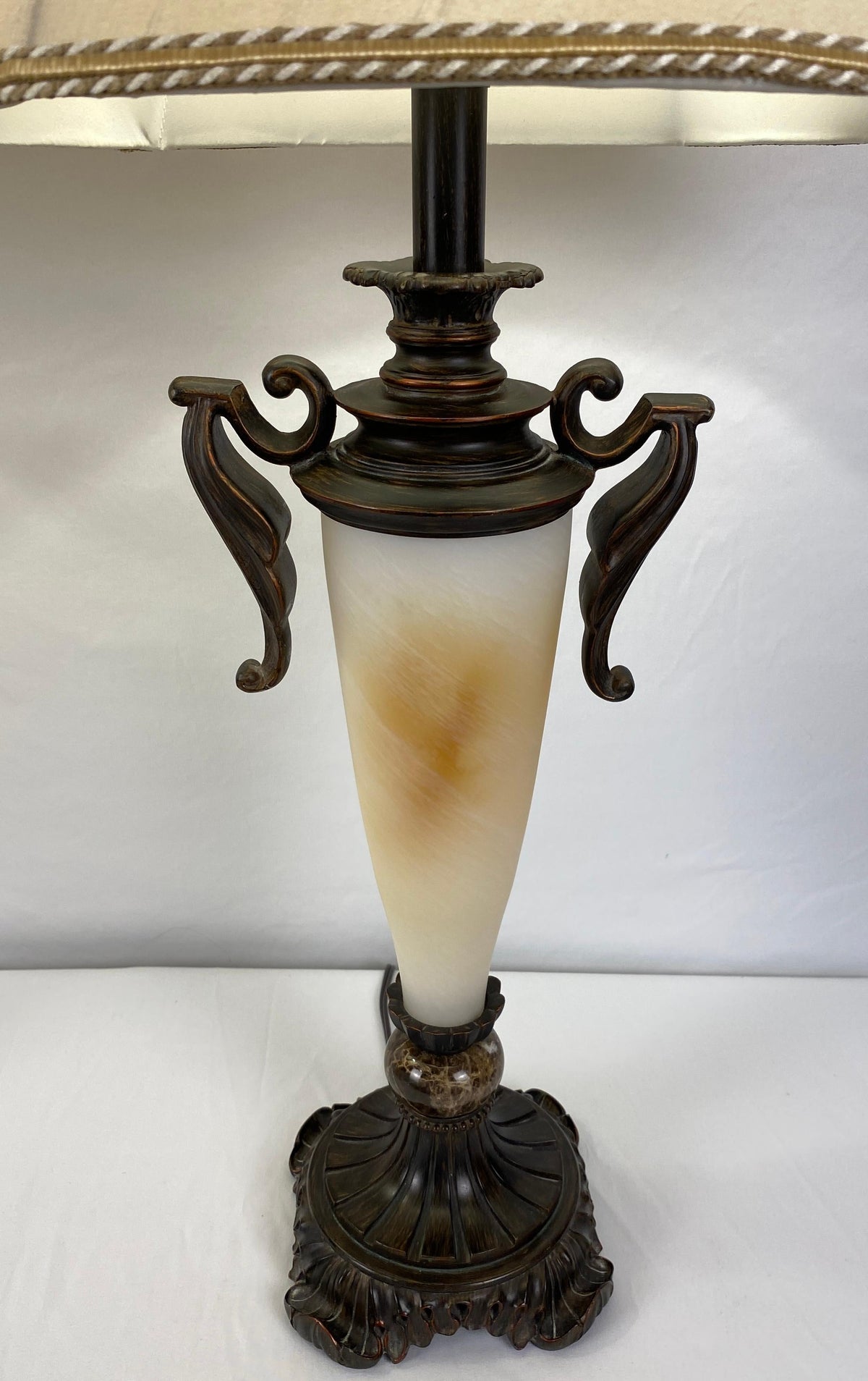 Pair of Neoclassical Faux Alabaster Table Lamps Beige — detail 7