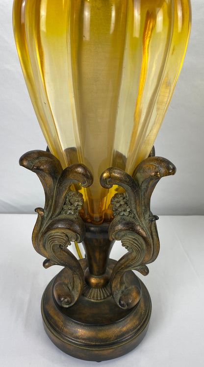 Amber Colored Pair of Mid-Century Glass Table Lamps with Beige Silk Shades — detail 6