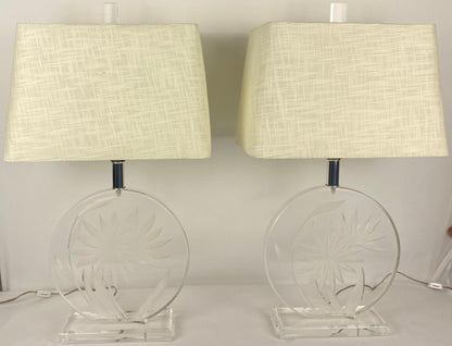 Pair of Mid-Century Modern Lucite Table Lamps in the Manner of Karl Springer — detail 8