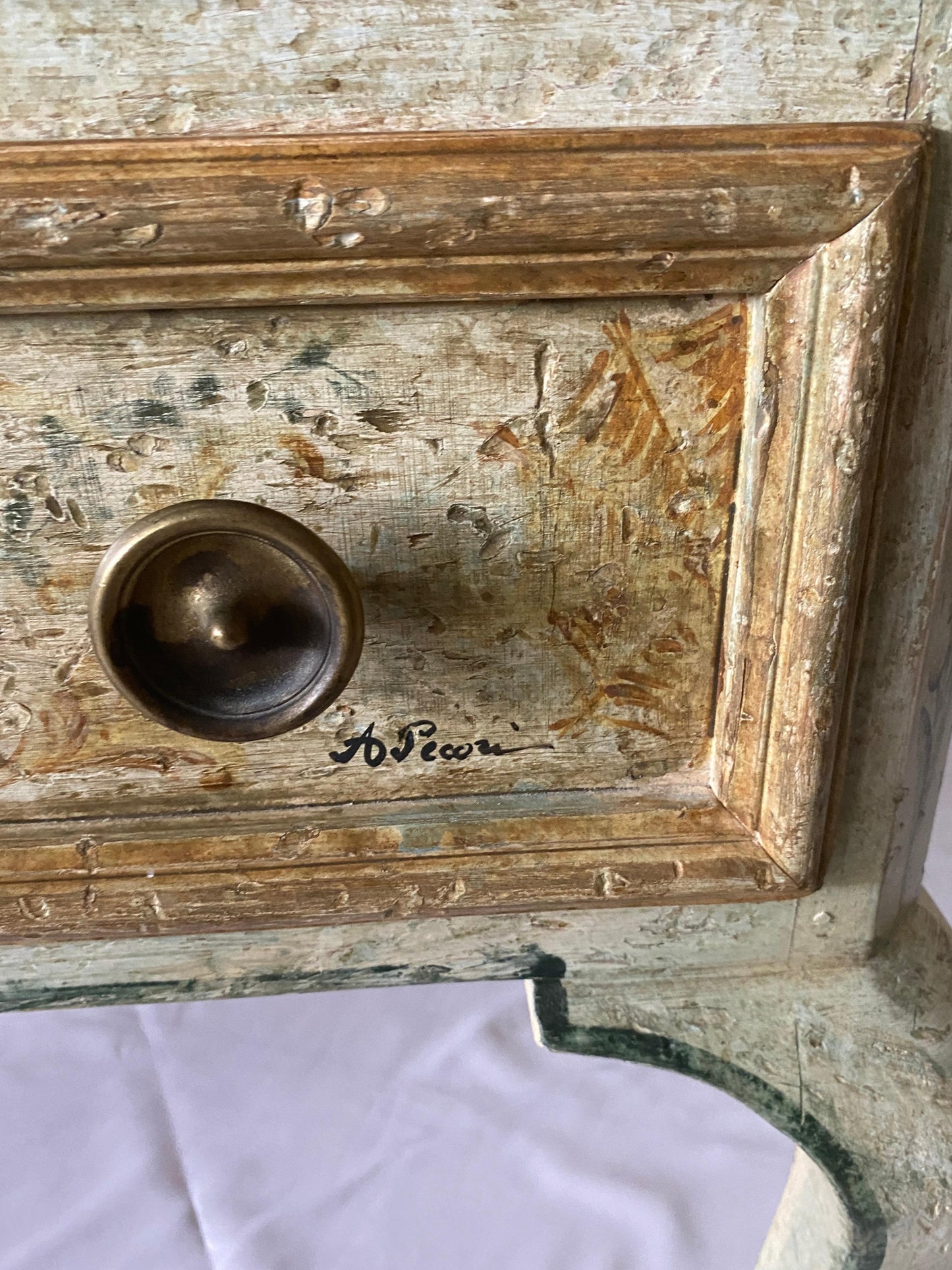 Pair of Venetian Hand-Painted Neoclassical Style Commodes or Chest of Drawers — detail 4