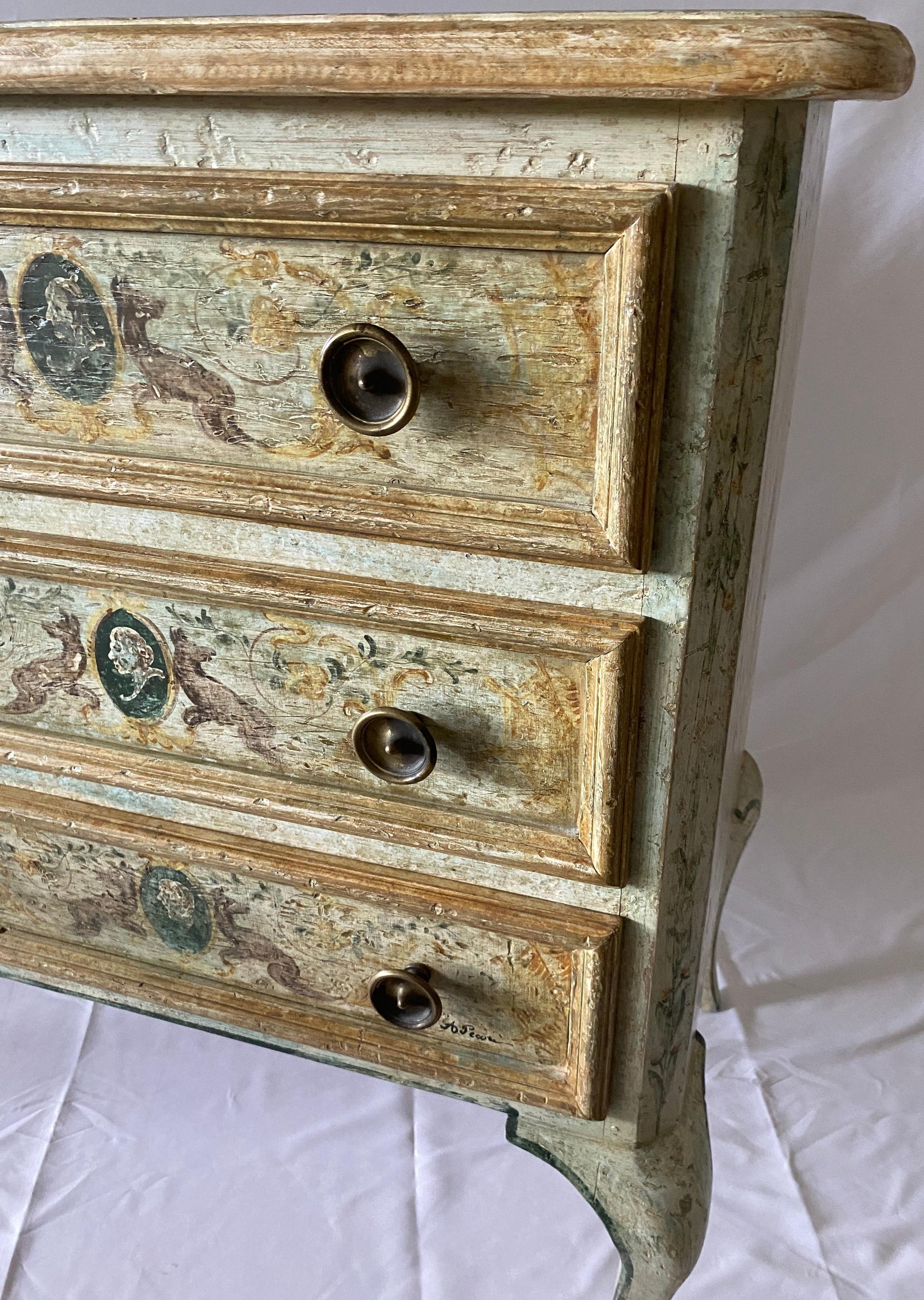 Pair of Venetian Hand-Painted Neoclassical Style Commodes or Chest of Drawers — detail 5