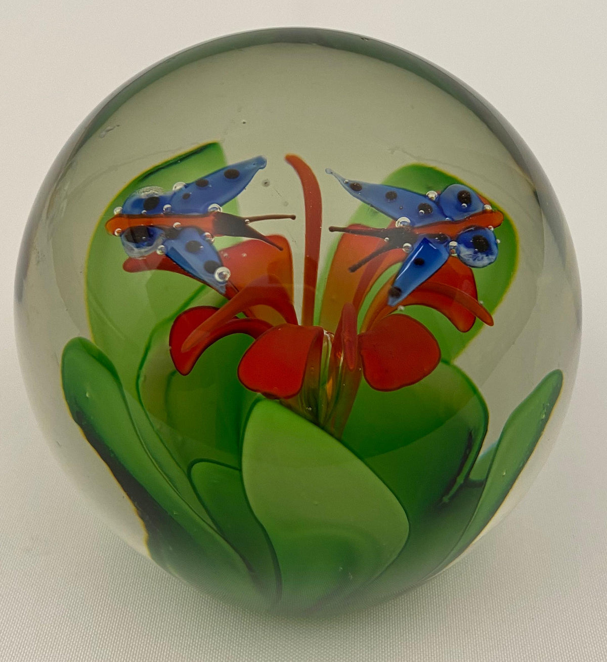 Murano Limited Edition Paperweight with Two Blue Butterflies — detail 4