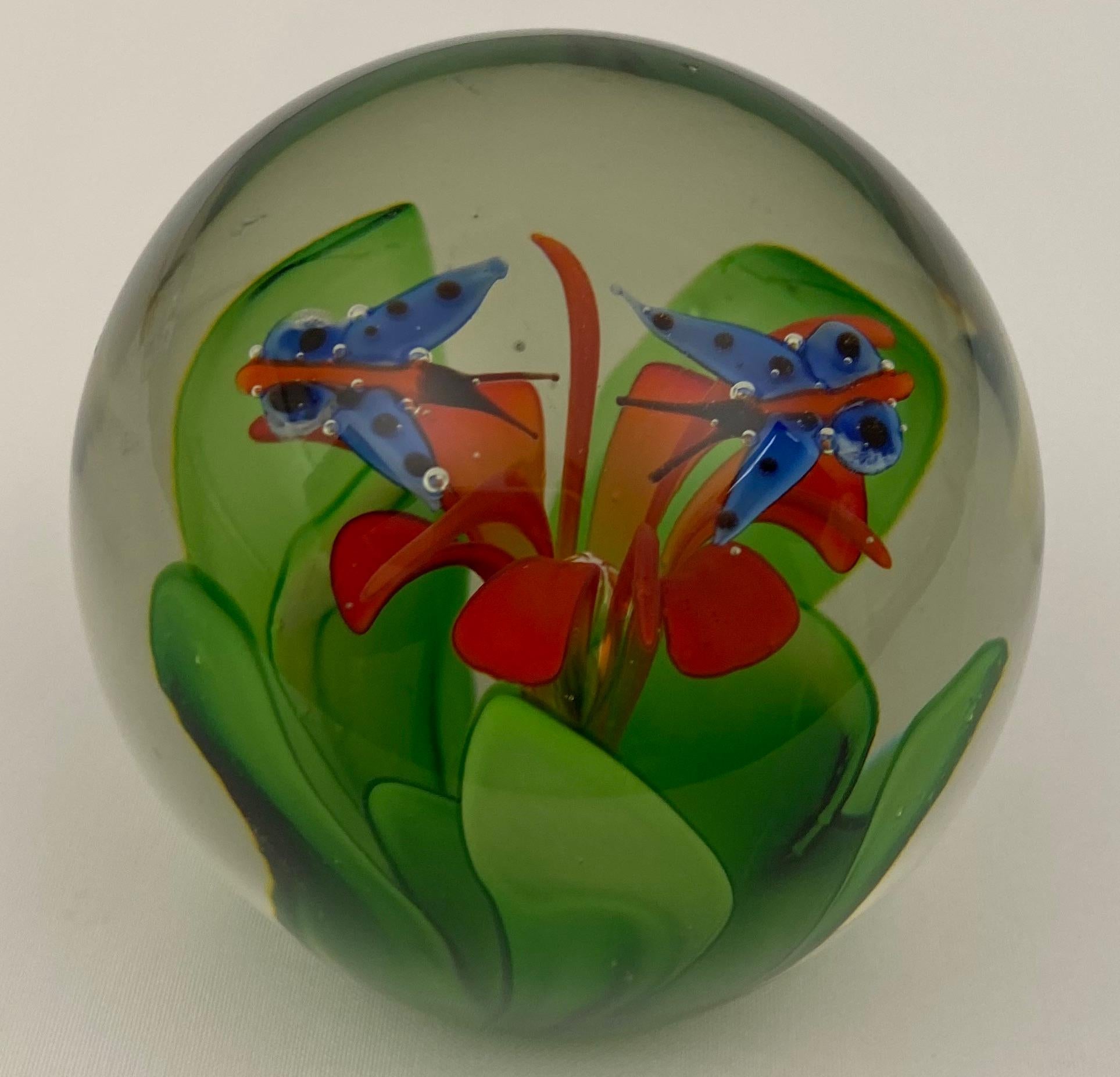 Murano Limited Edition Paperweight with Two Blue Butterflies — detail 6