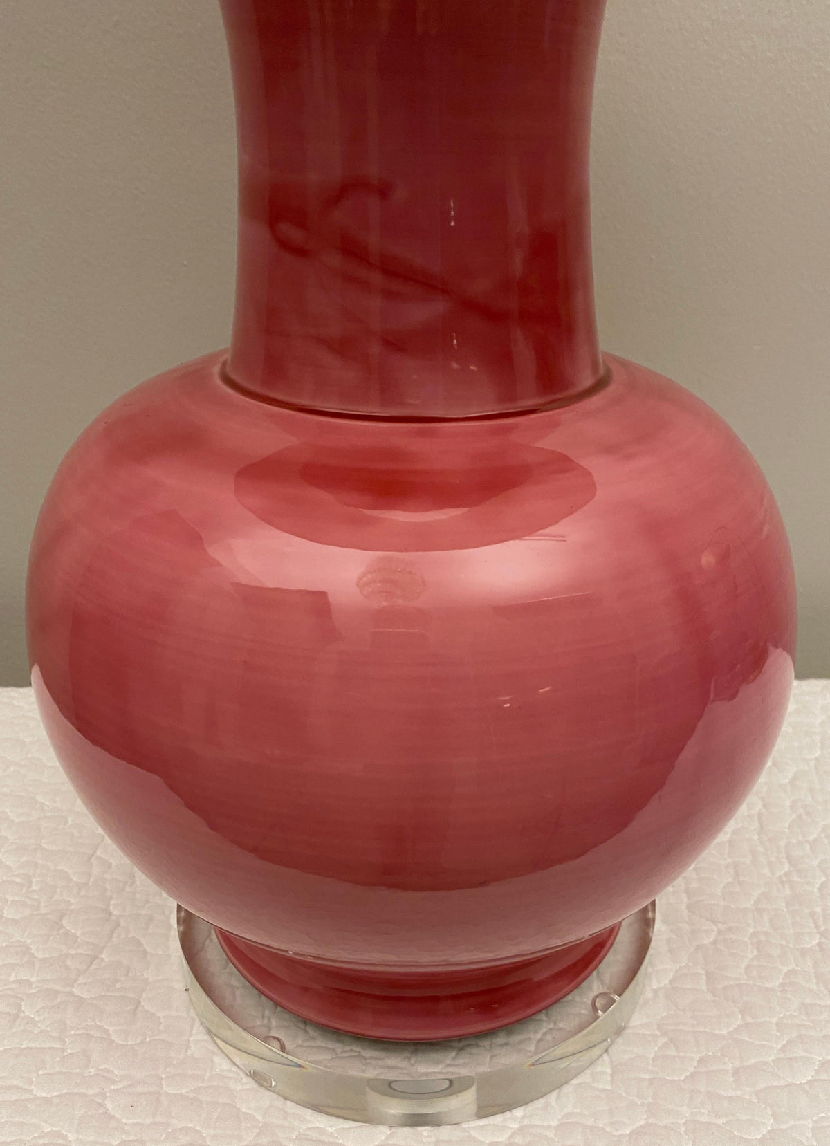 French Ceramic and Lucite Table Lamp Pink and Clear Base — detail 6